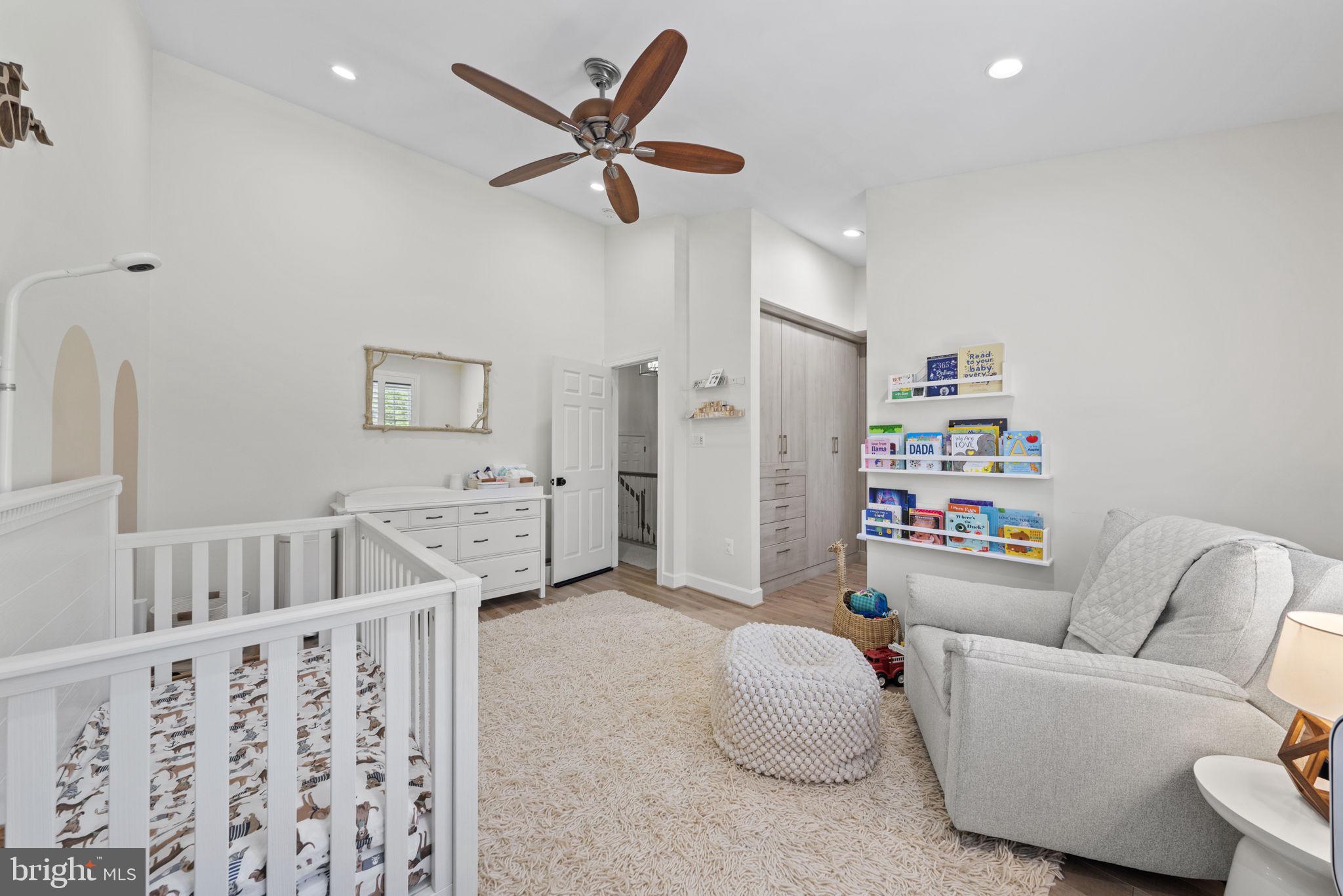 ARLINGTON HEIGHTS - Residential Lease