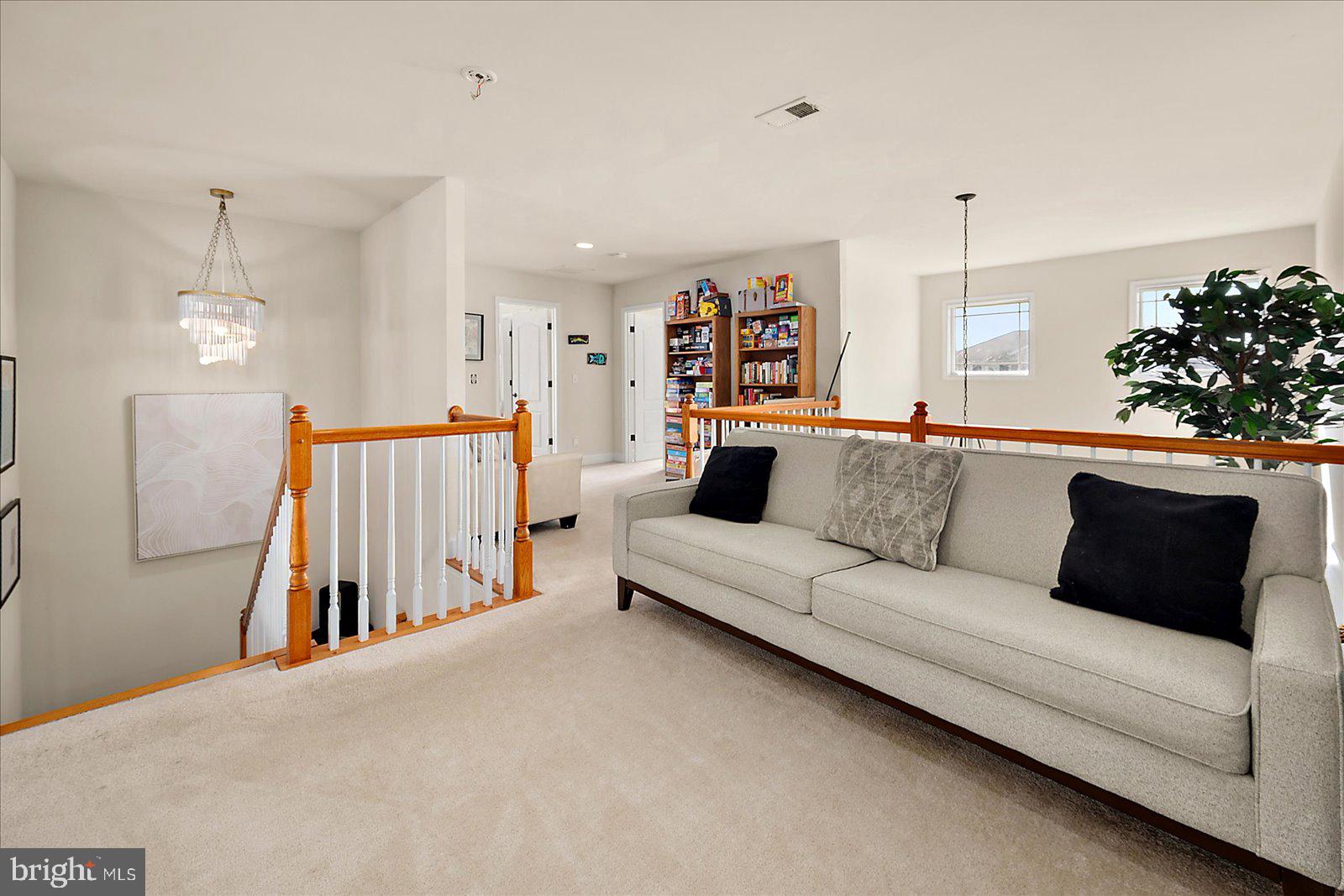 GLEN RIDDLE - Residential