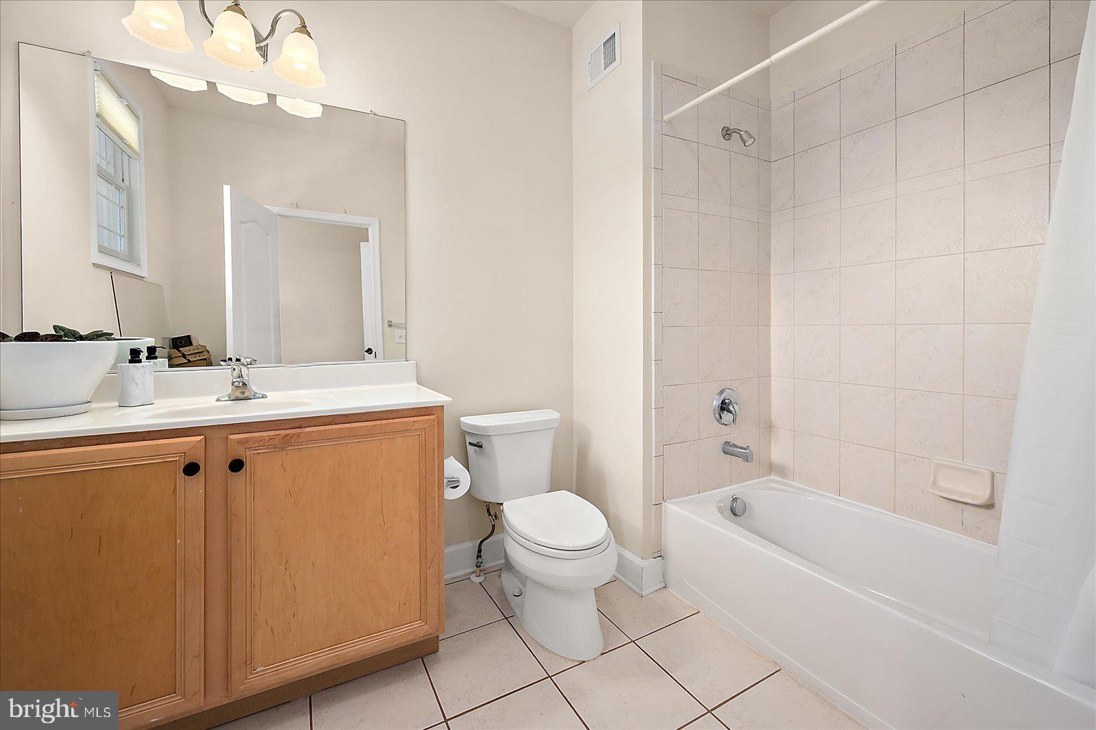 GLEN RIDDLE - Residential