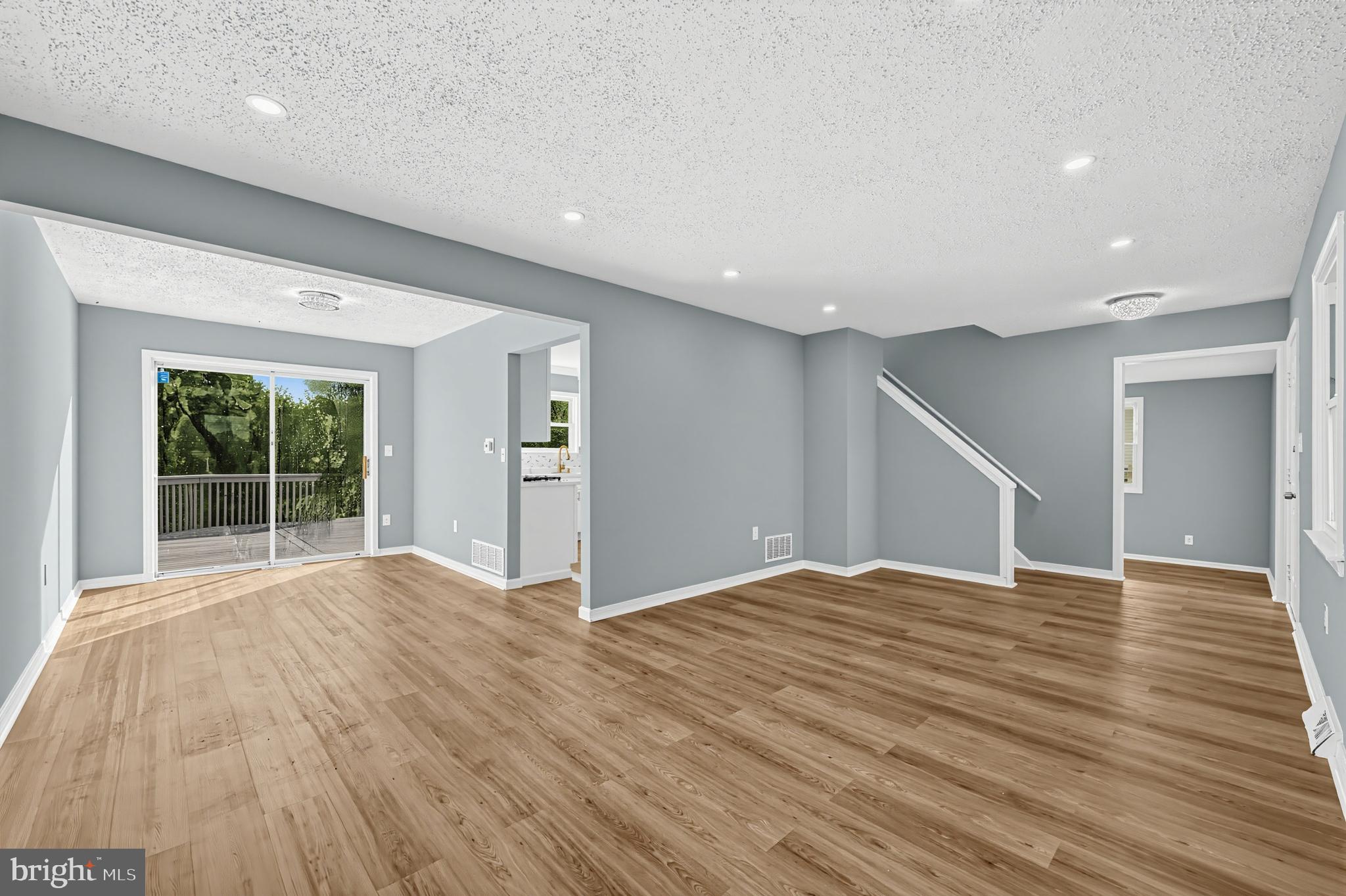 127 MORTON AVENUE