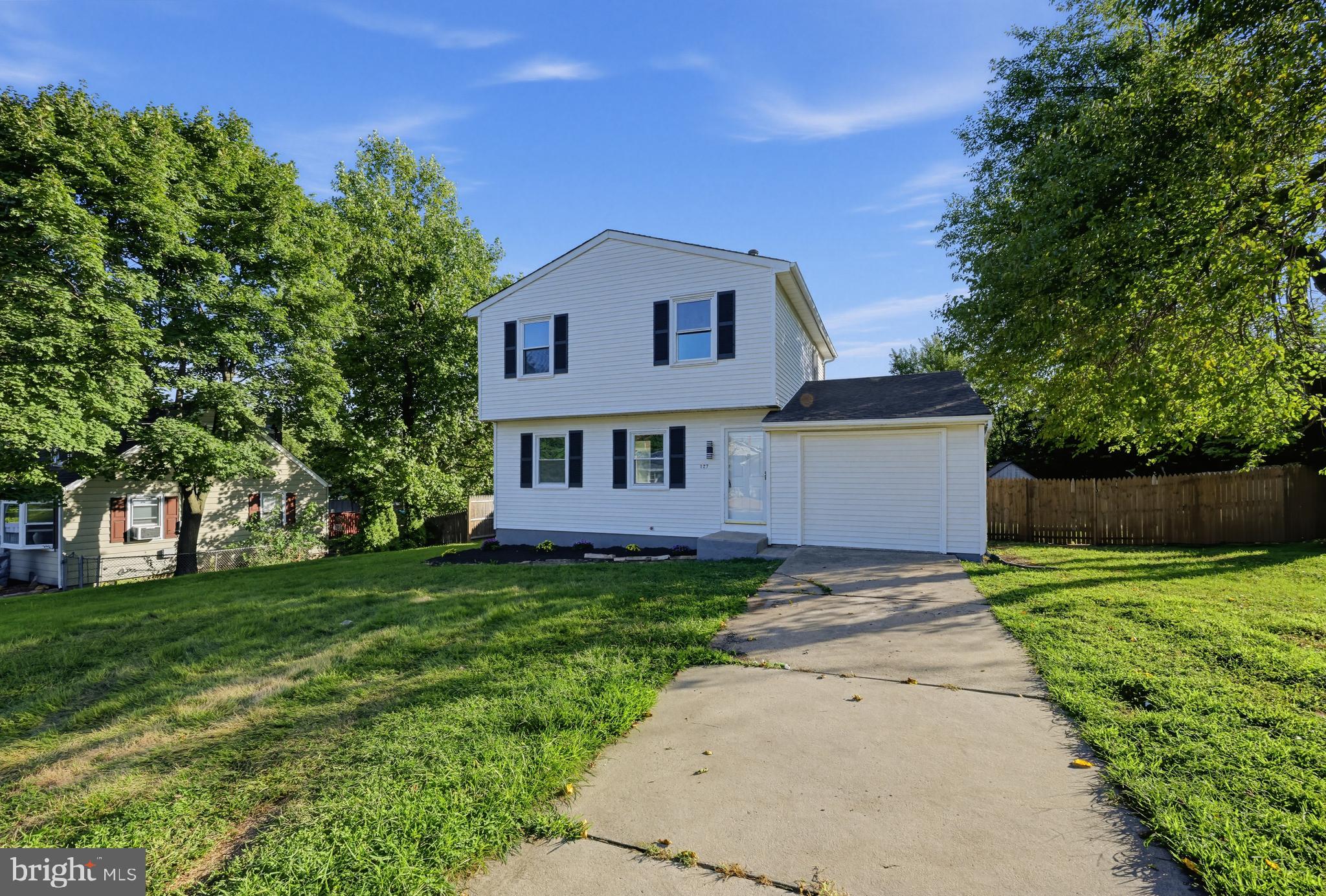127 MORTON AVENUE