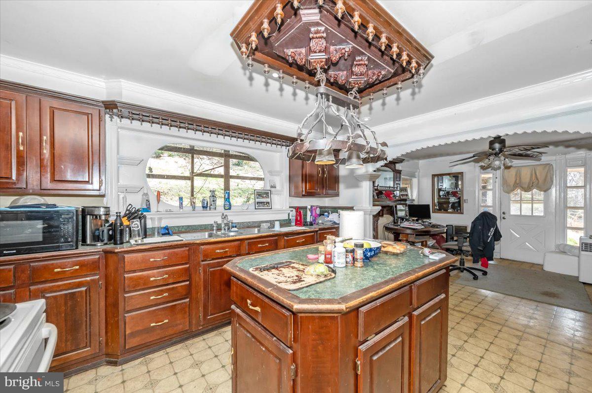 HARPERS FERRY - Residential