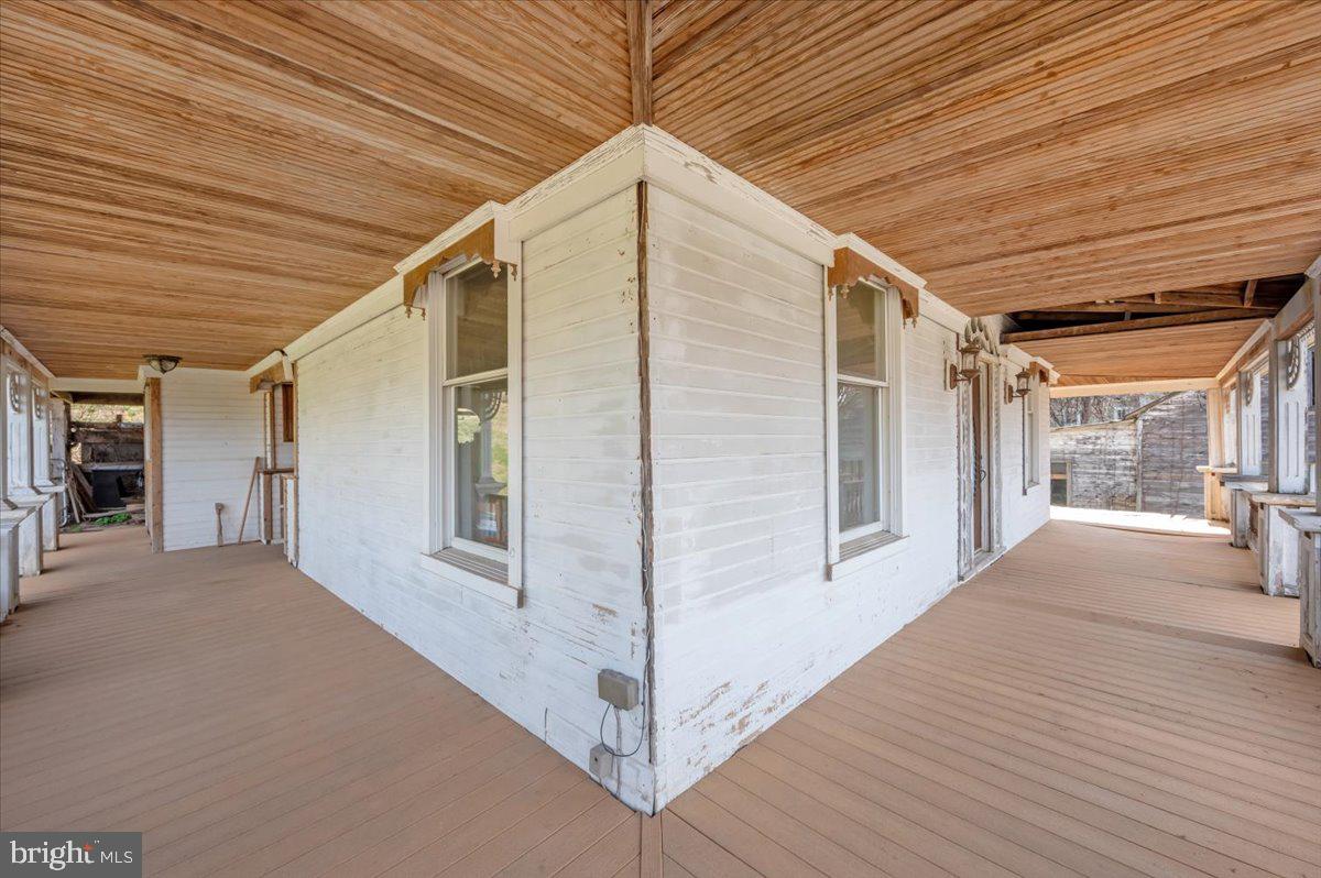 HARPERS FERRY - Residential