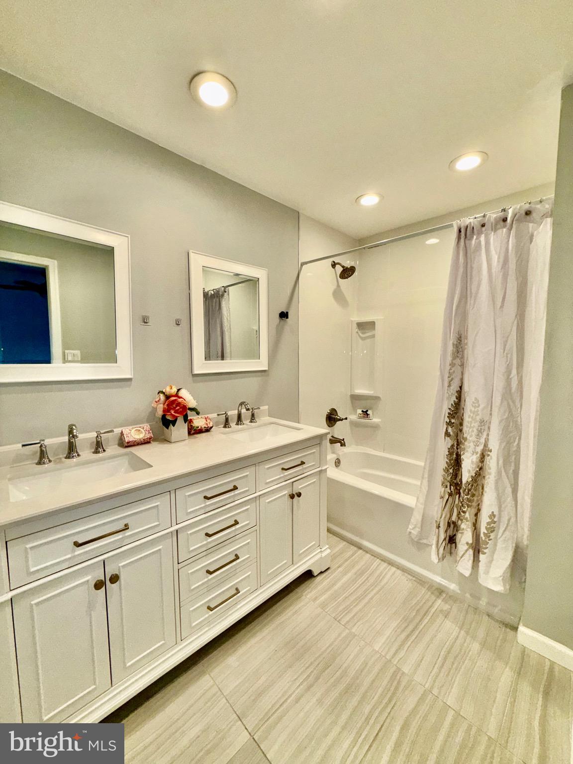 STONY VIEW - Residential