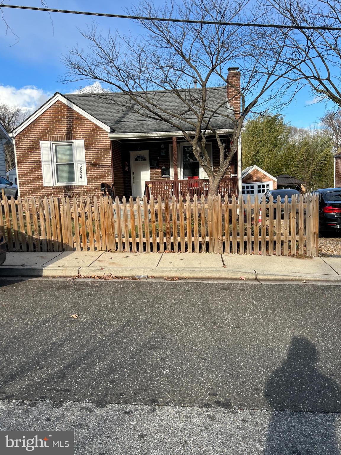 3804 NICHOLSON STREET