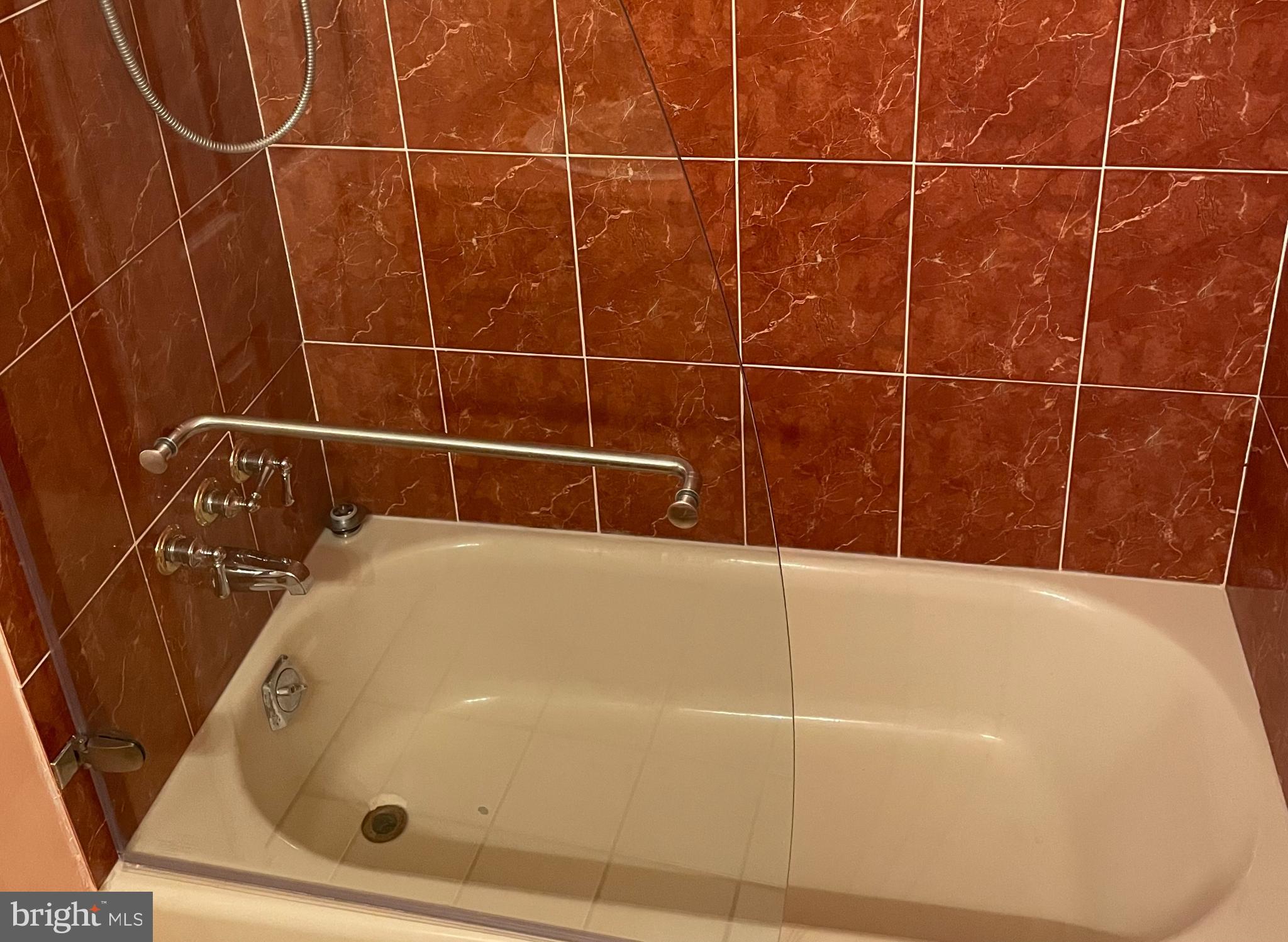 MILLSTREAM - Residential