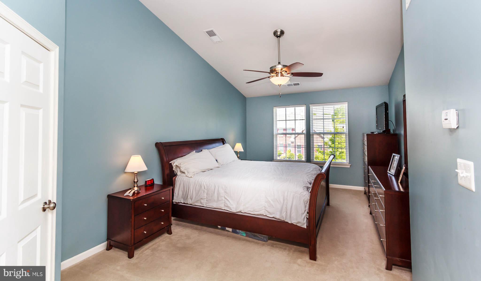 COVENTRY FARMS - Residential