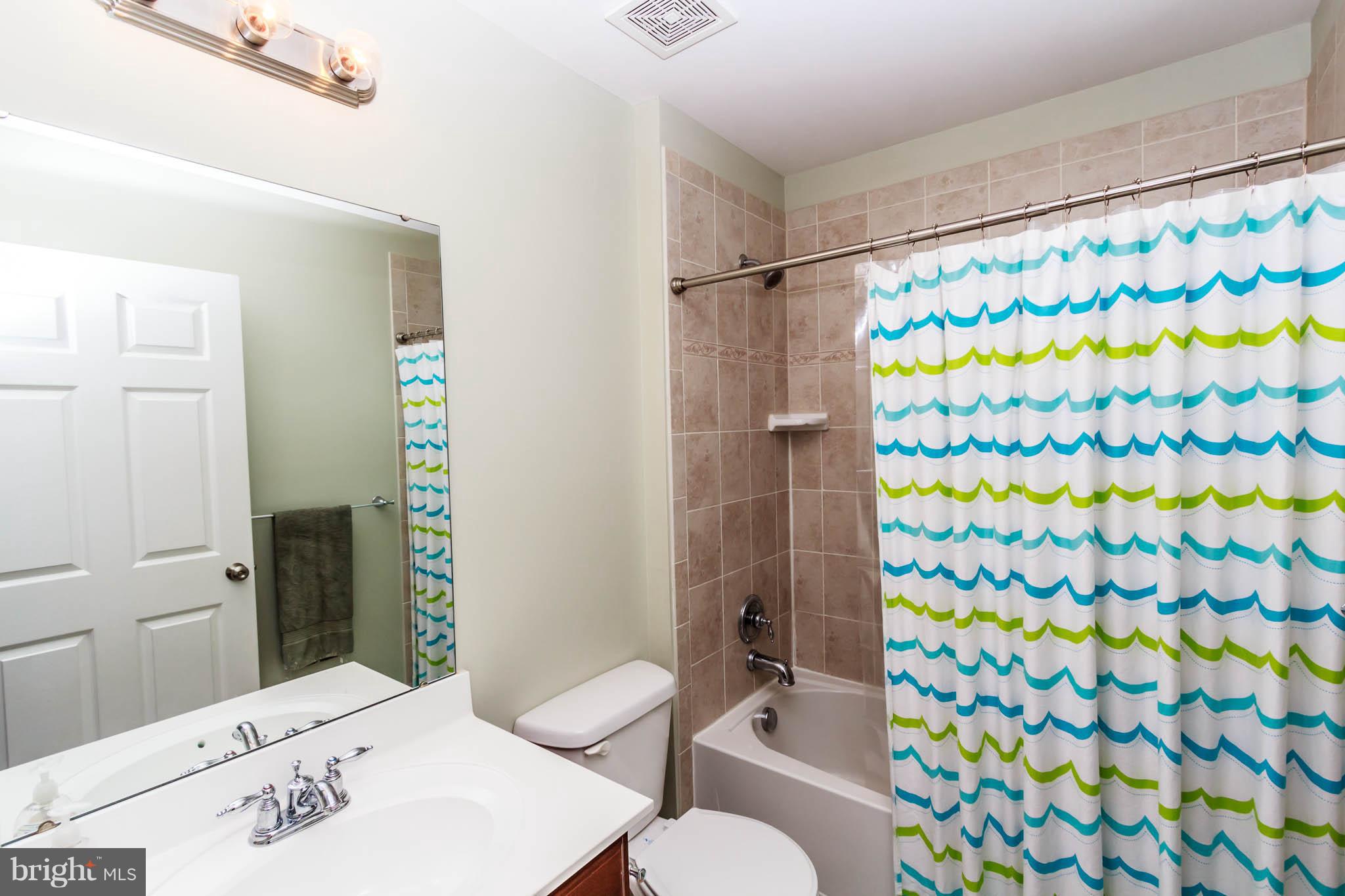 COVENTRY FARMS - Residential