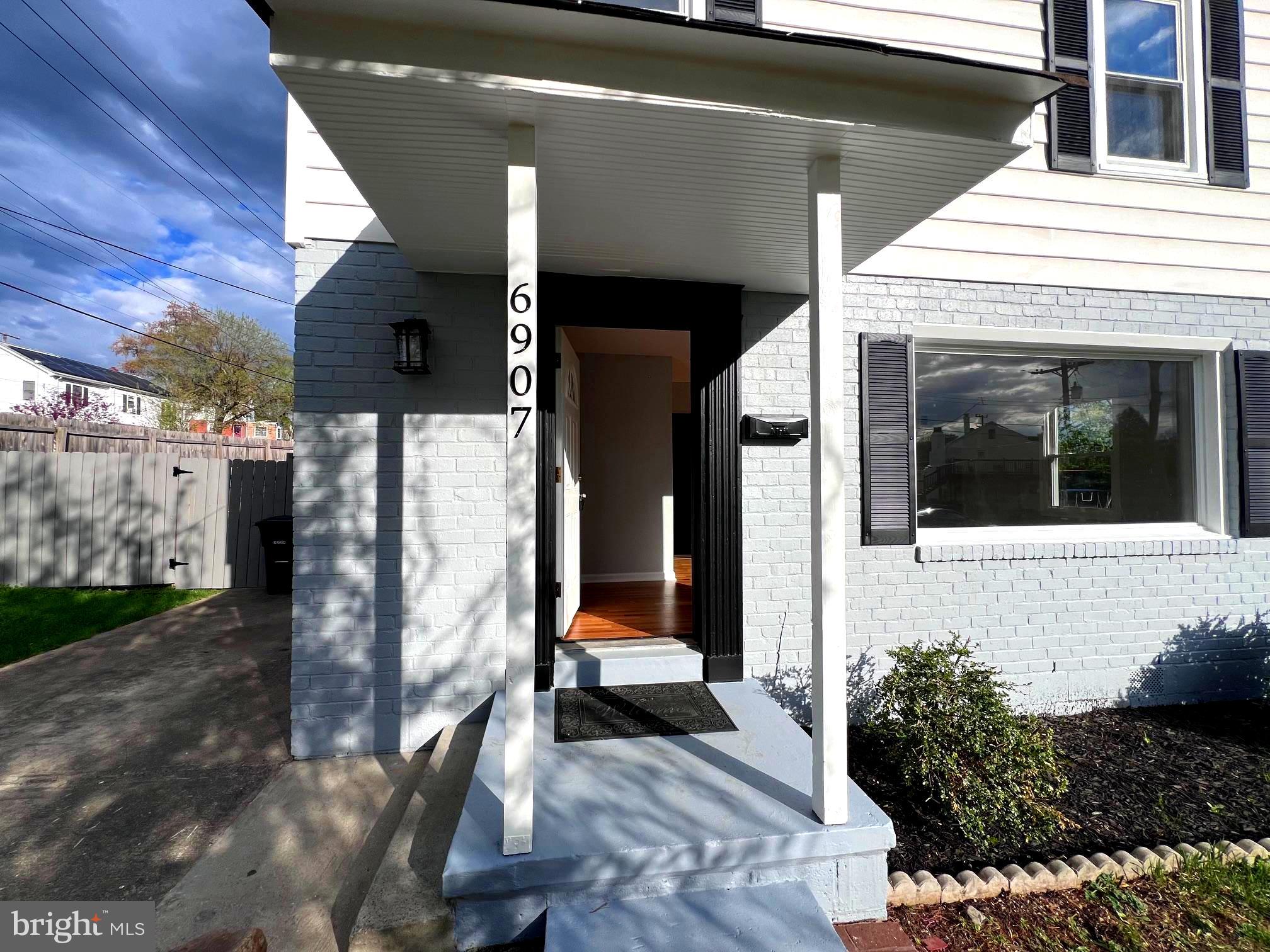 PARKLAWN - Residential