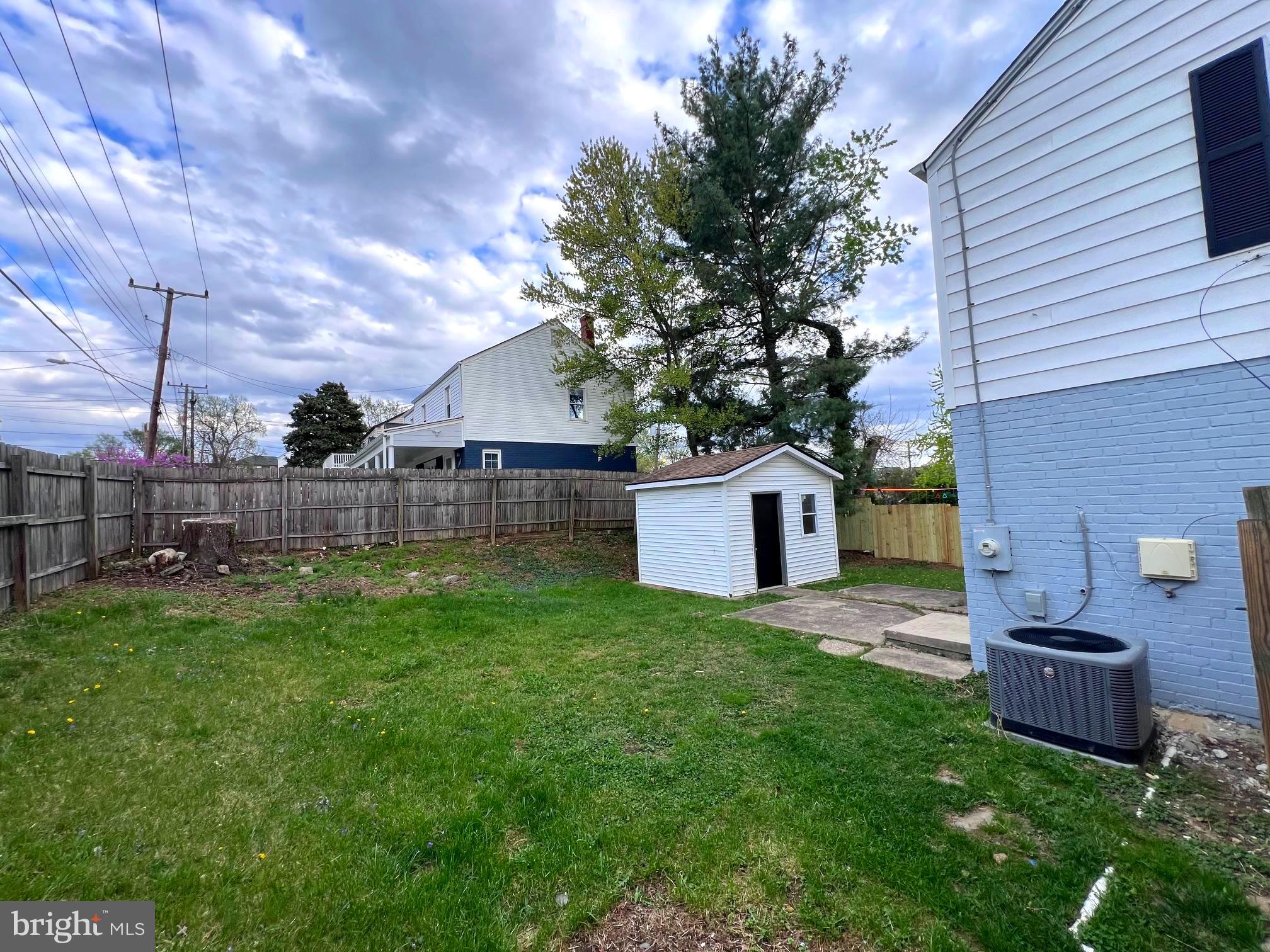 PARKLAWN - Residential