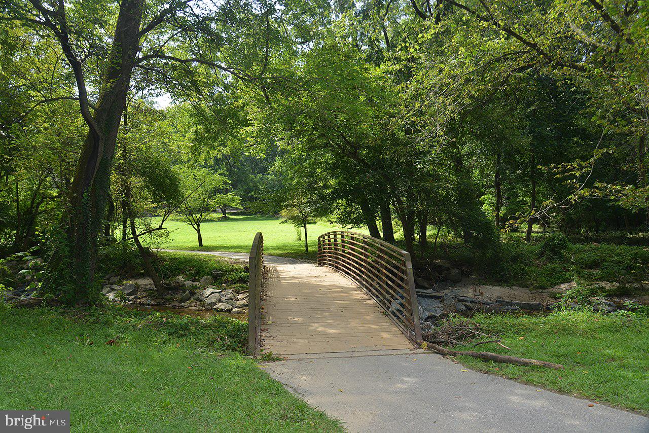 PARKLAWN - Residential