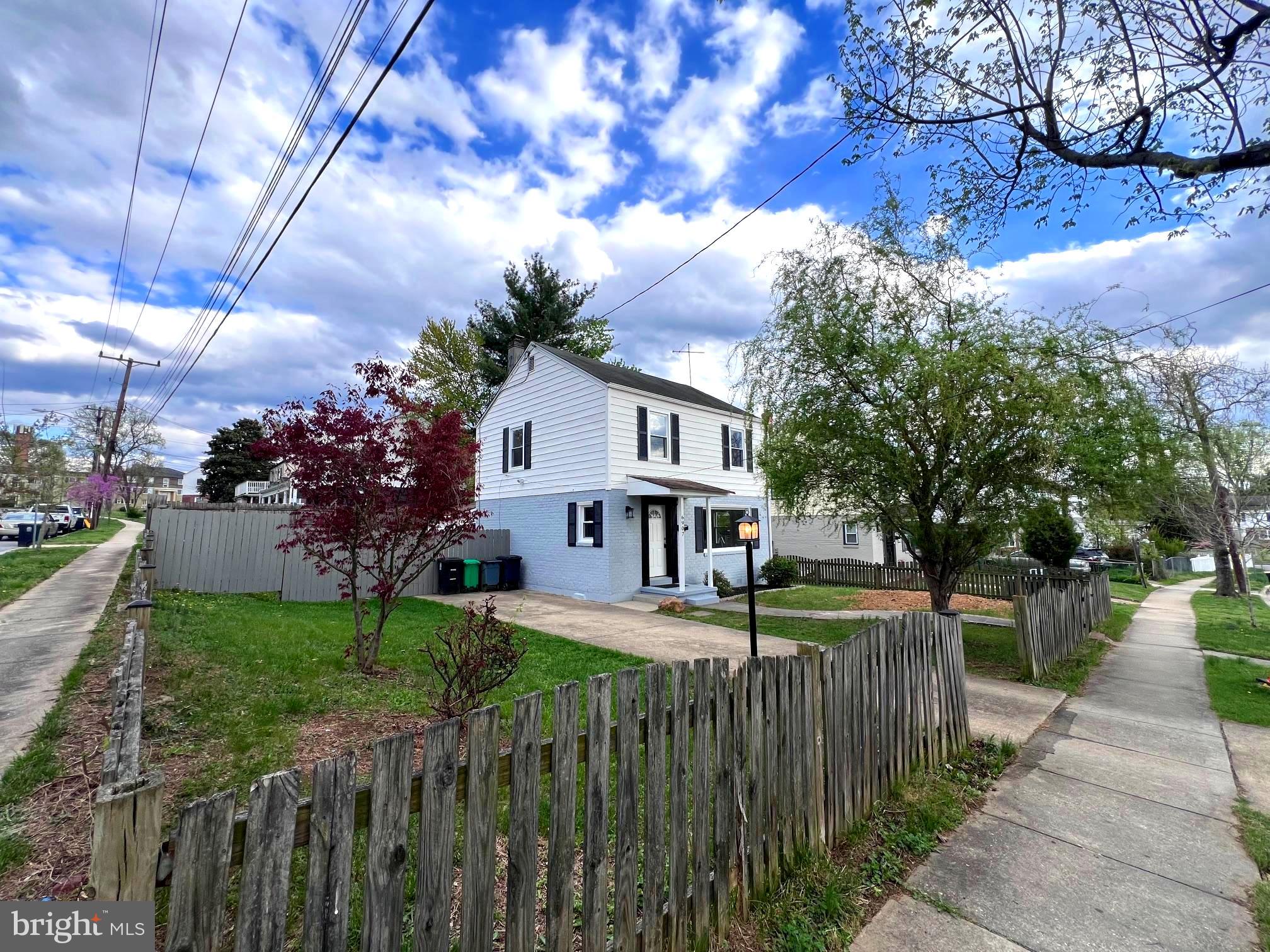 PARKLAWN - Residential