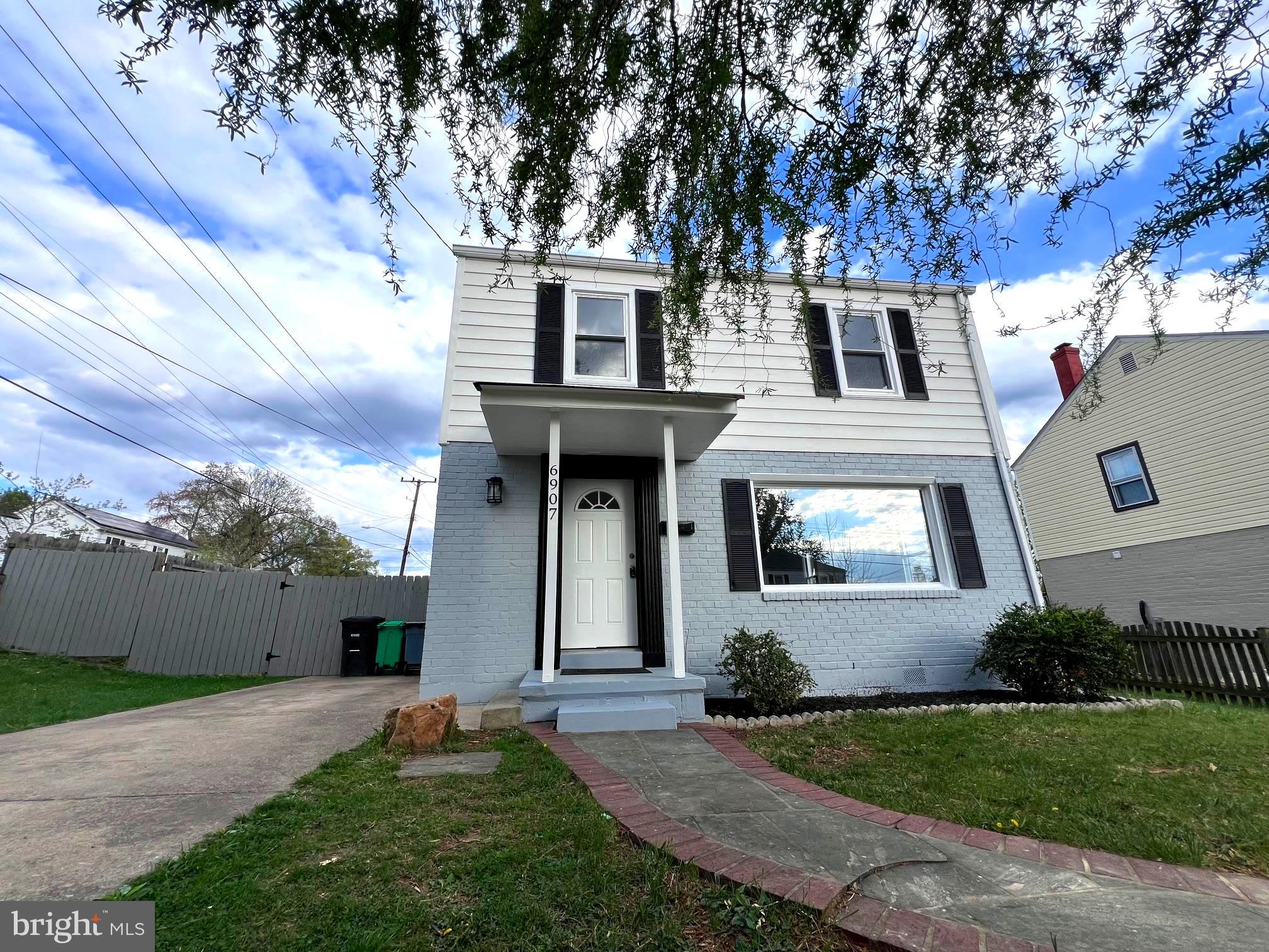 PARKLAWN - Residential