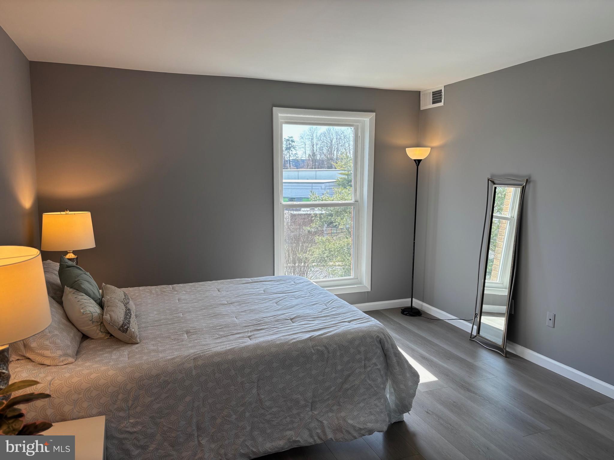 WALNUT GROVE - Residential Lease