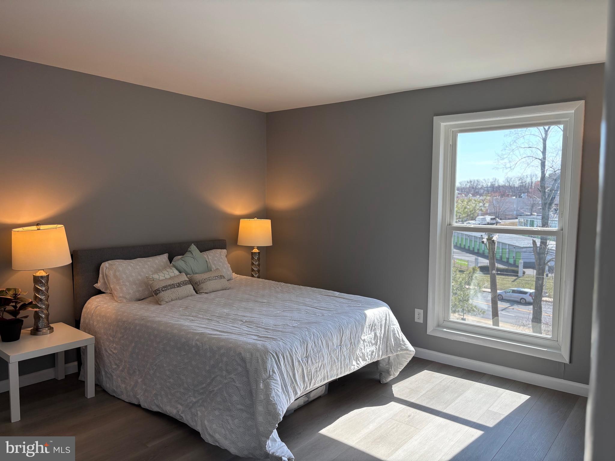 WALNUT GROVE - Residential Lease