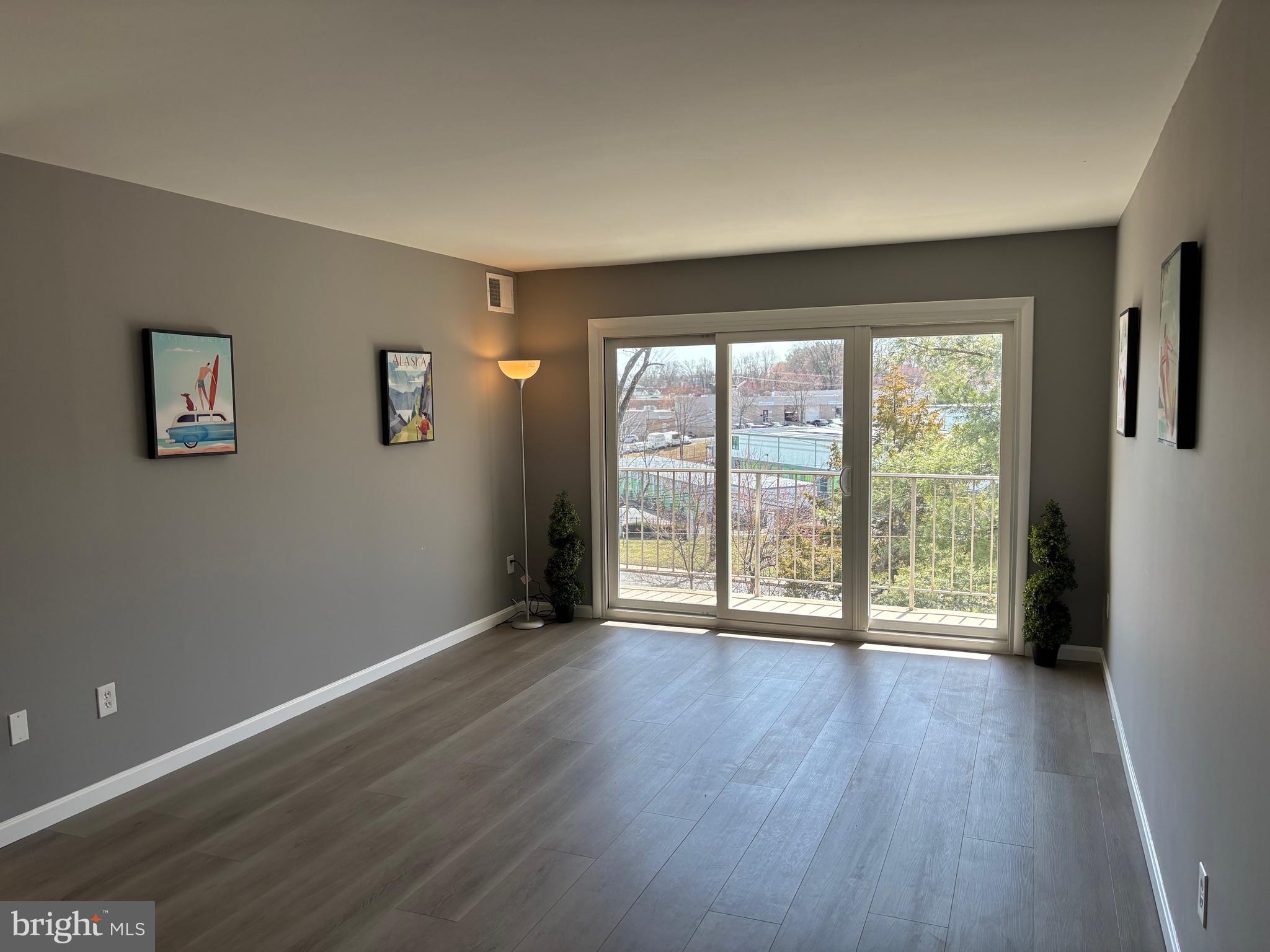 WALNUT GROVE - Residential Lease