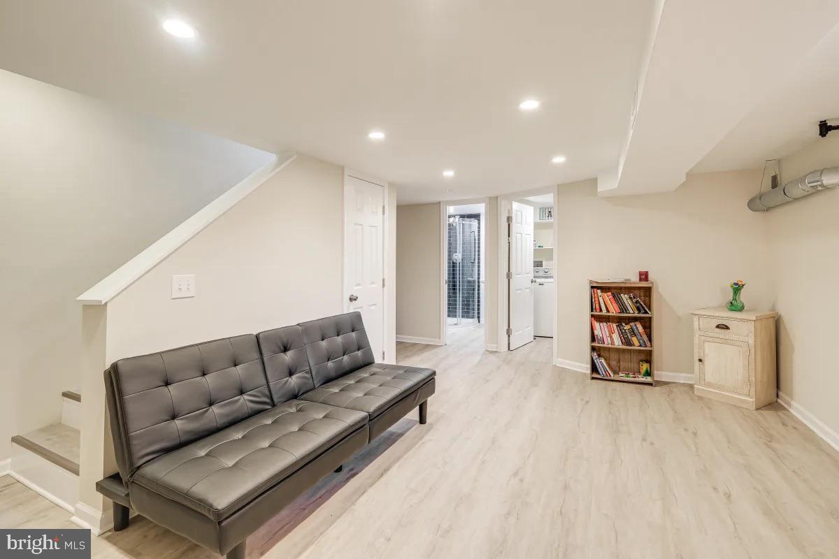 WAKEFIELD - Residential Lease