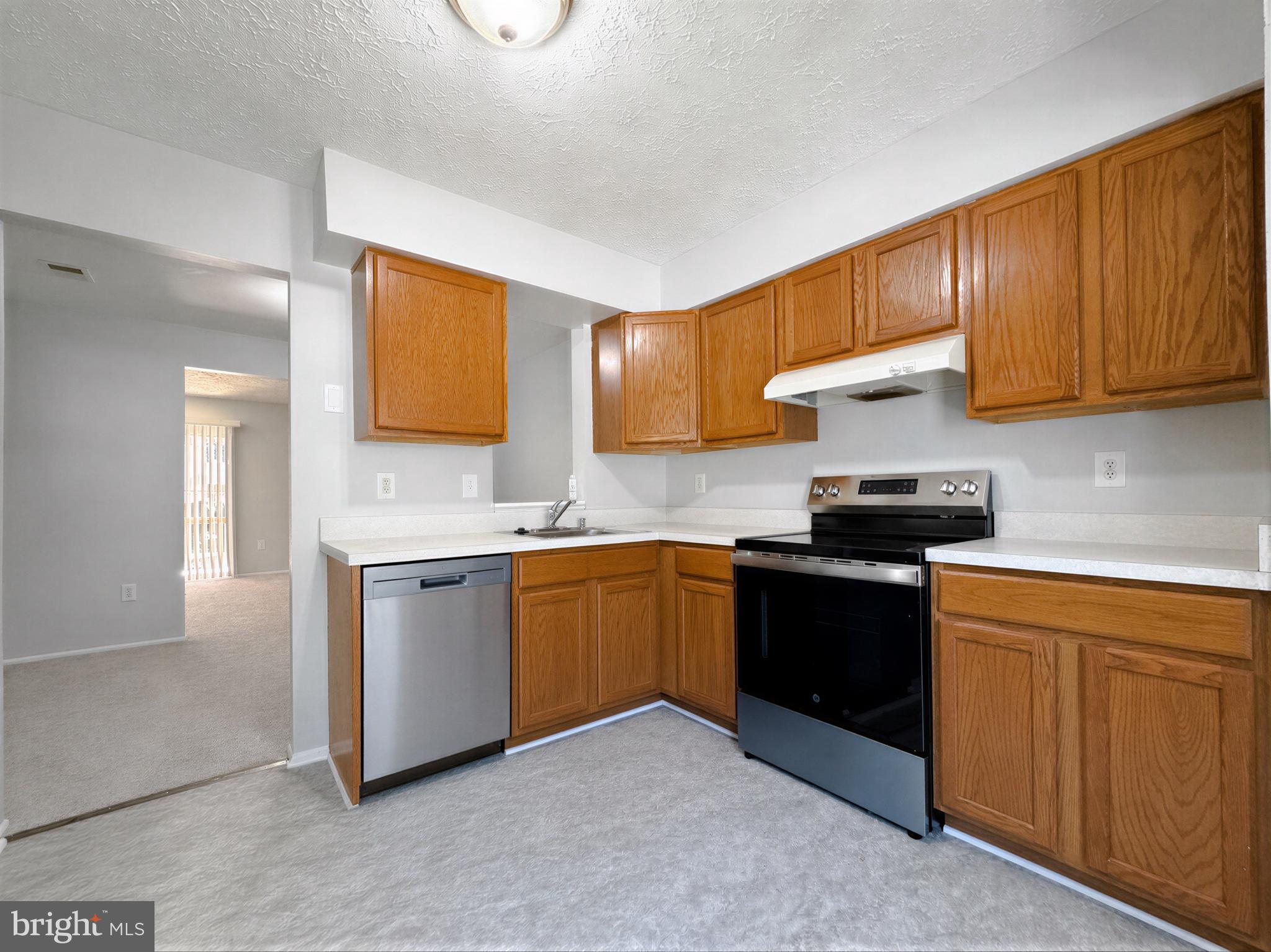 4160 LOG TEAL DRIVE