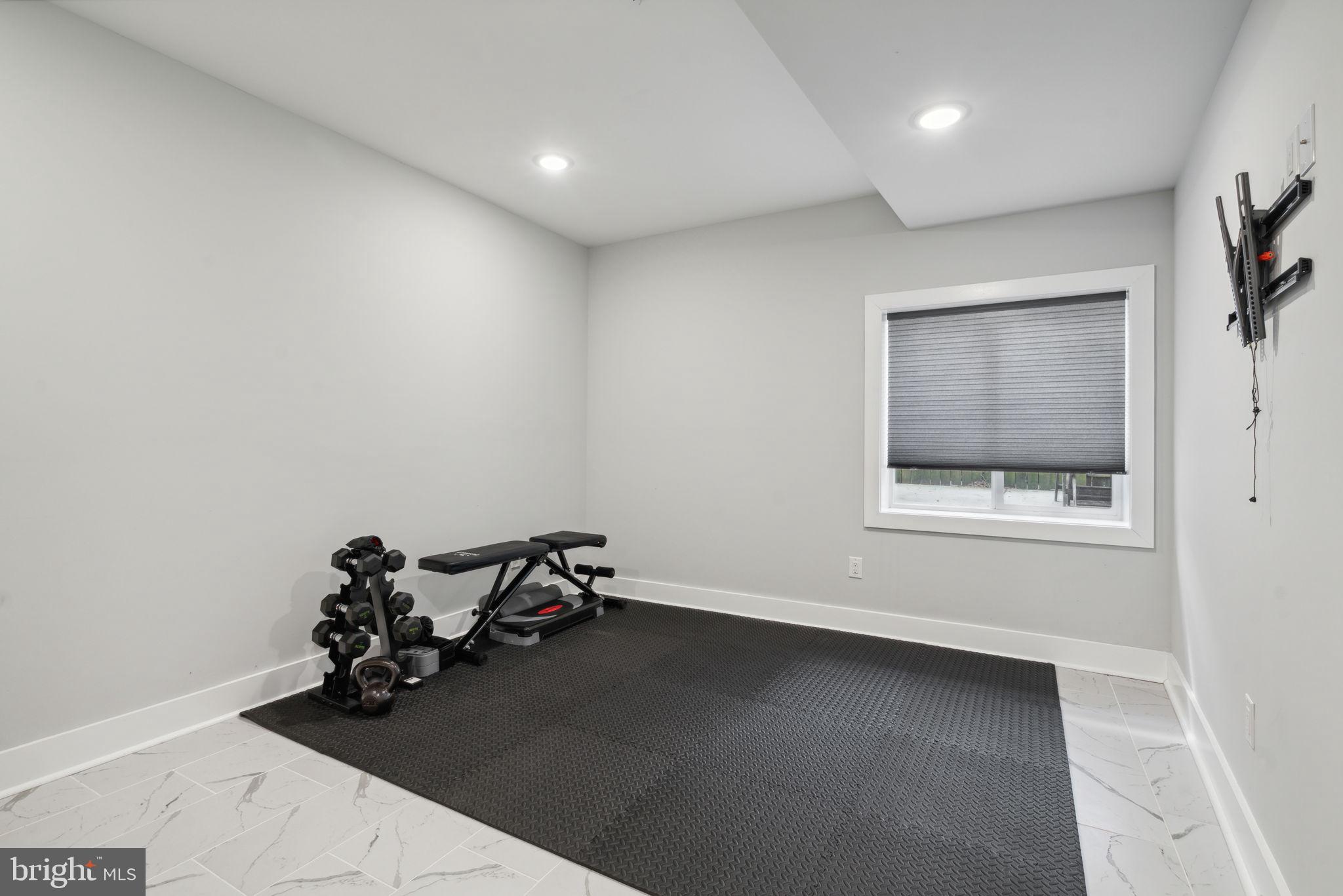 FISHTOWN - Residential Lease