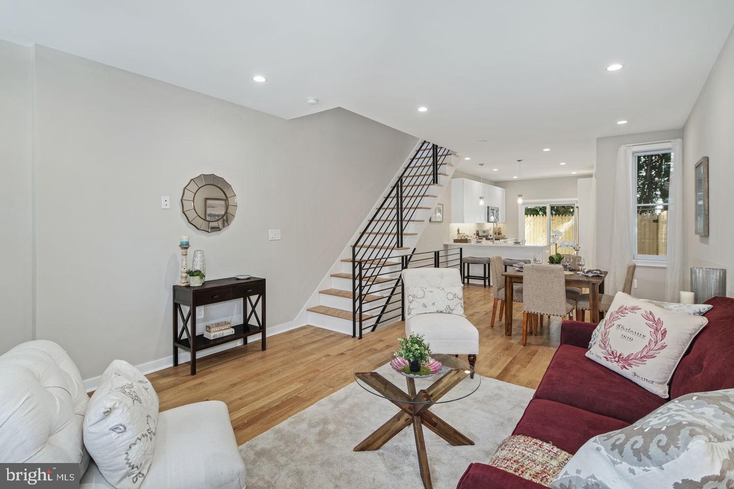 ART MUSEUM AREA - Residential