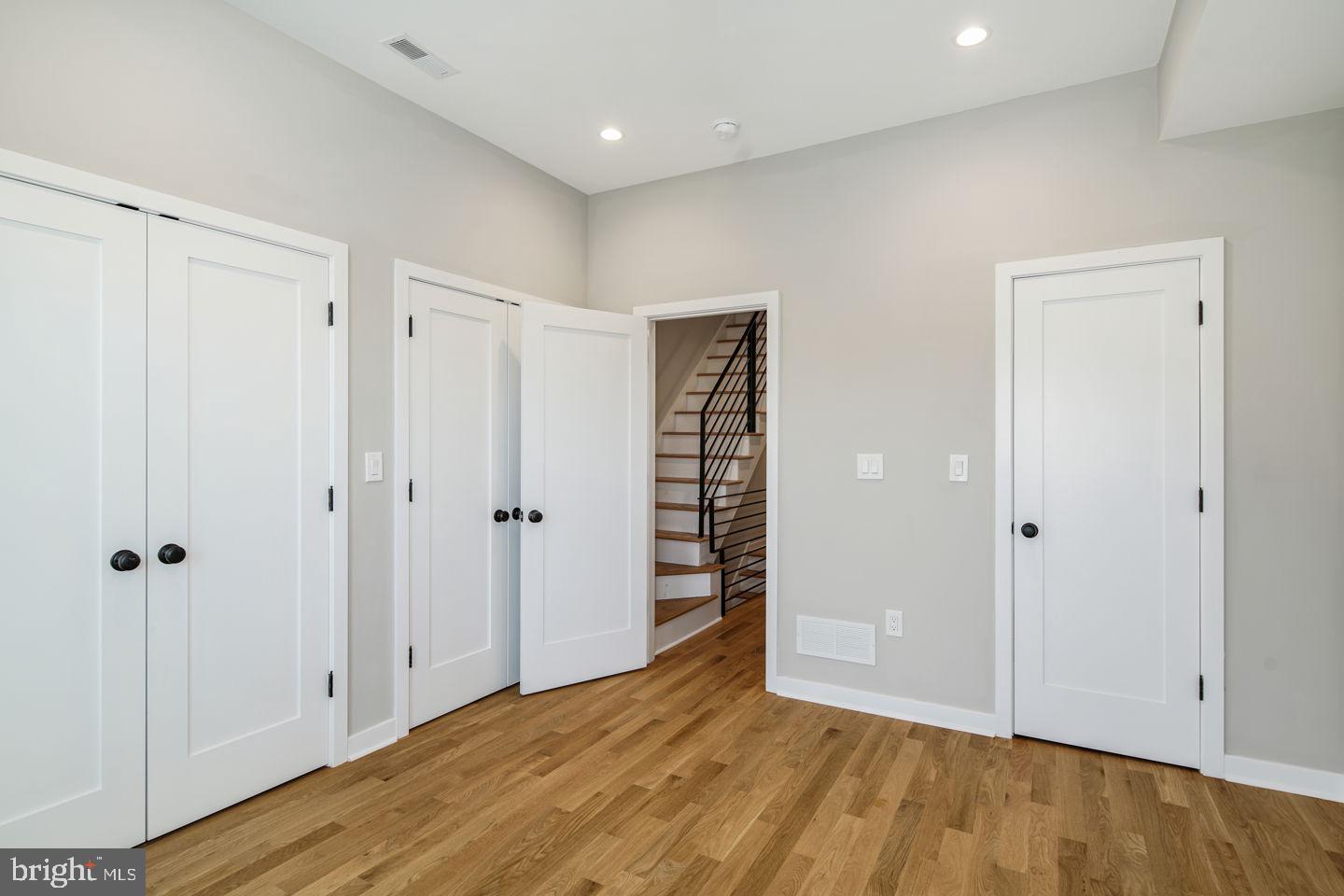 ART MUSEUM AREA - Residential