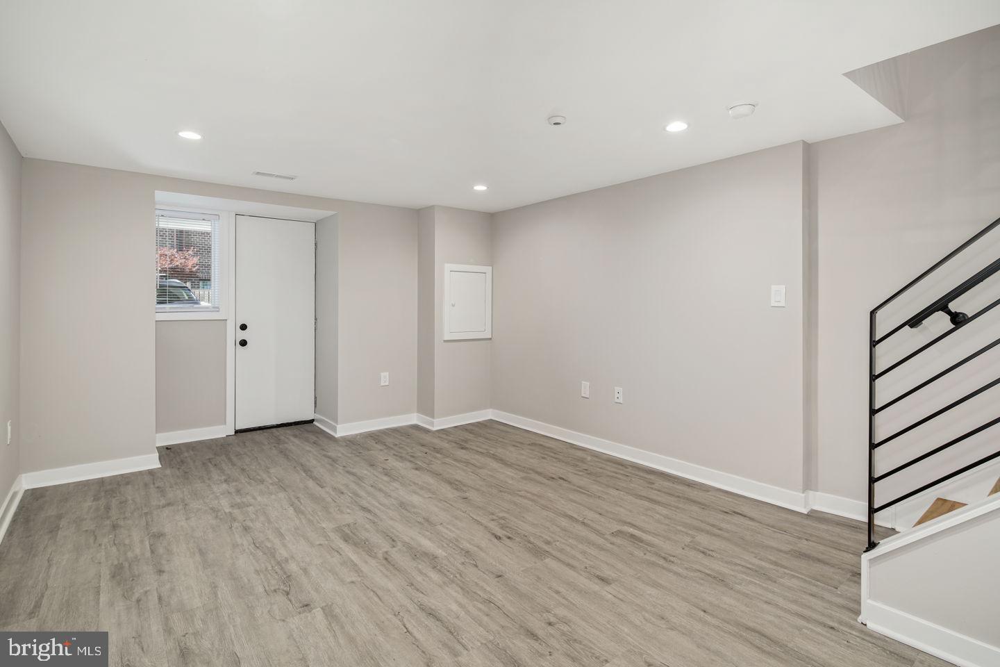 ART MUSEUM AREA - Residential