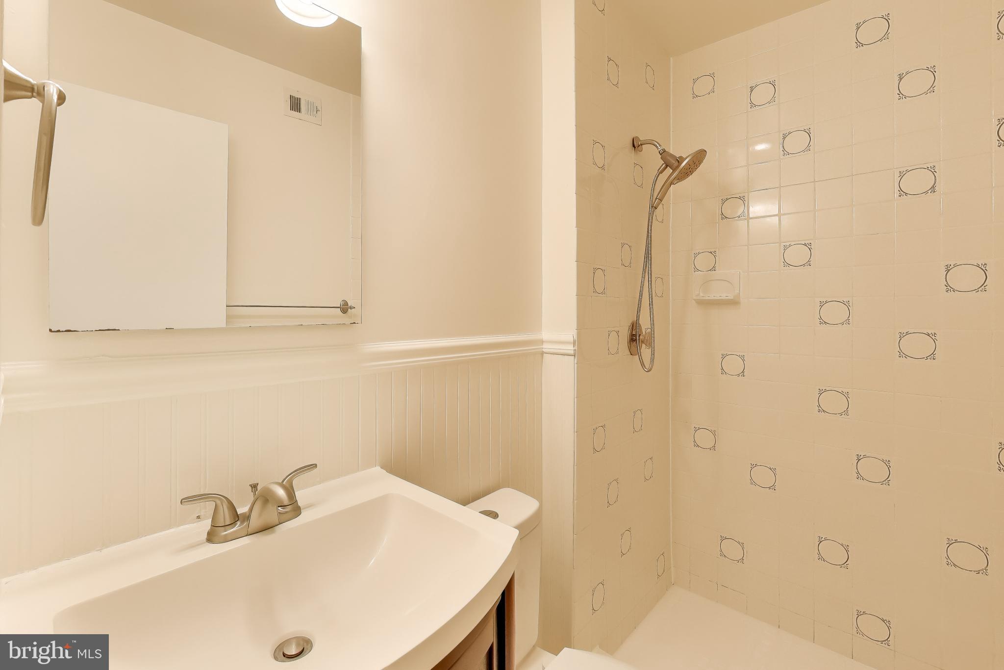 DIAMOND FARM - Residential