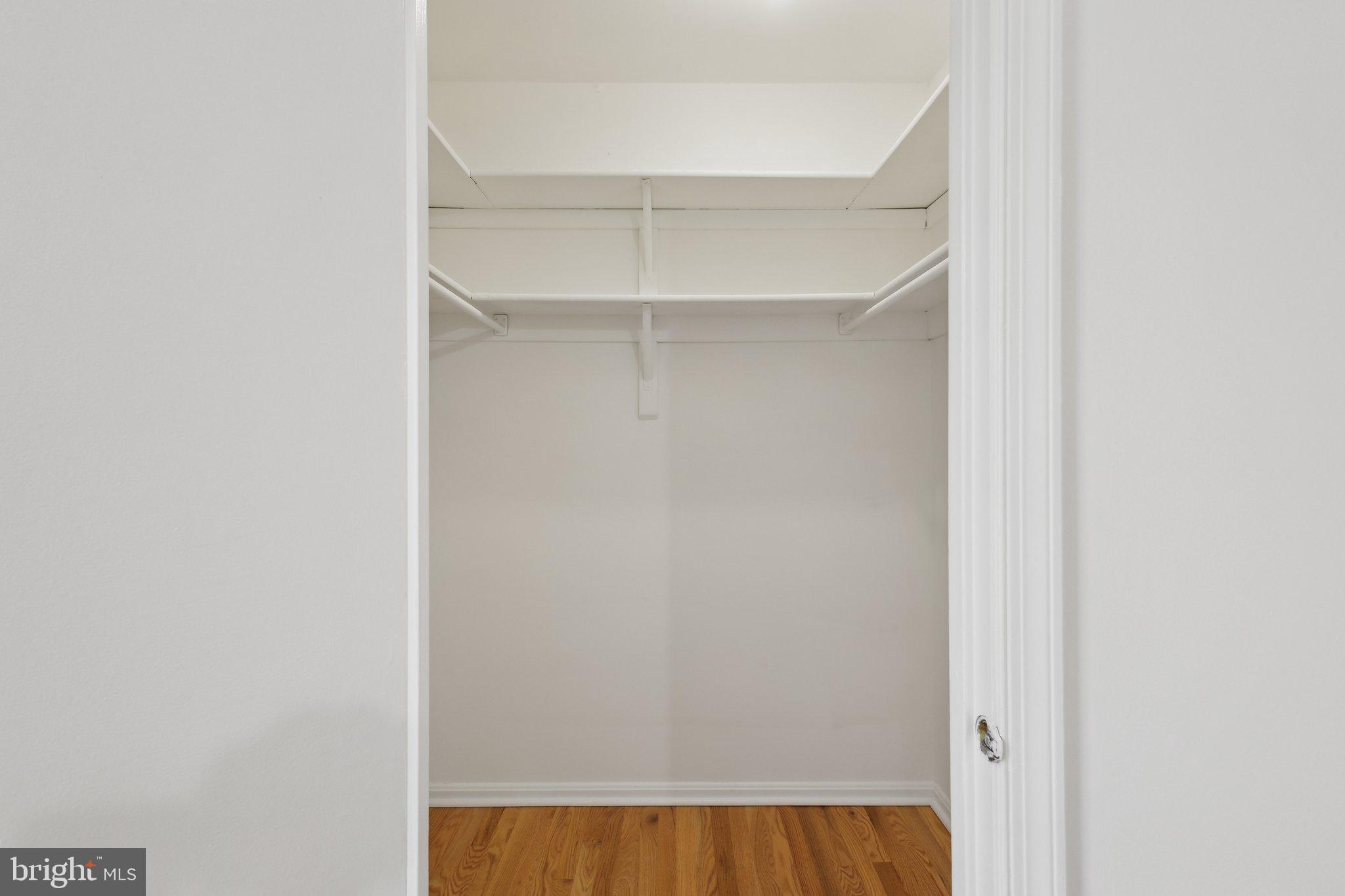 COMSTOCK - Residential Lease