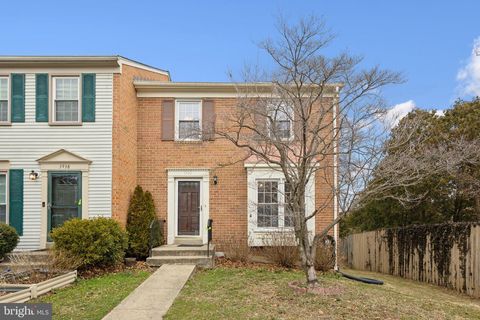 3940 BRADWATER STREET FAIRFAX VA 22031
