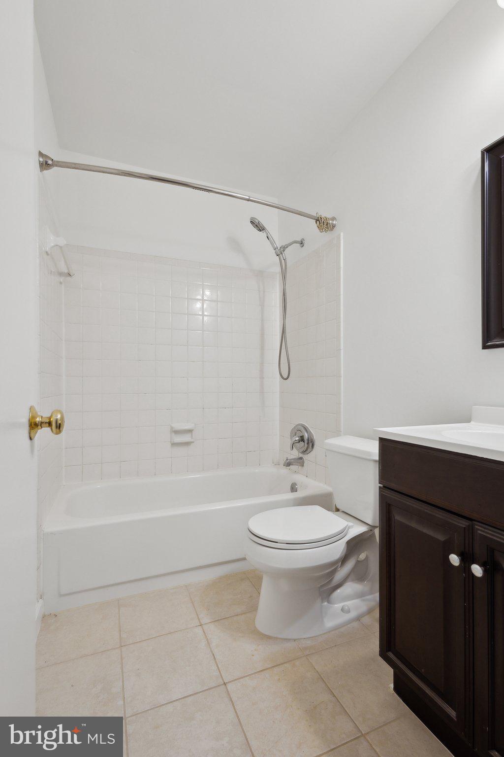 COMSTOCK - Residential Lease