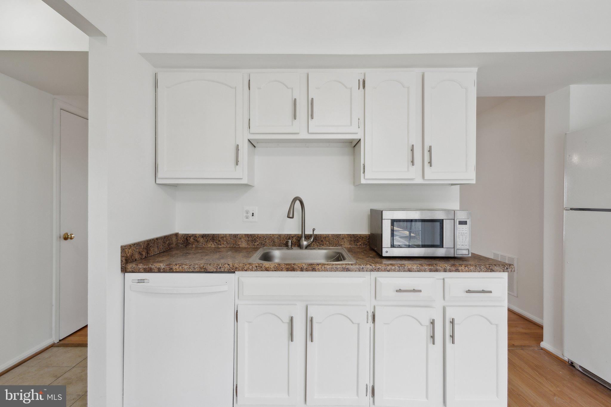 COMSTOCK - Residential Lease