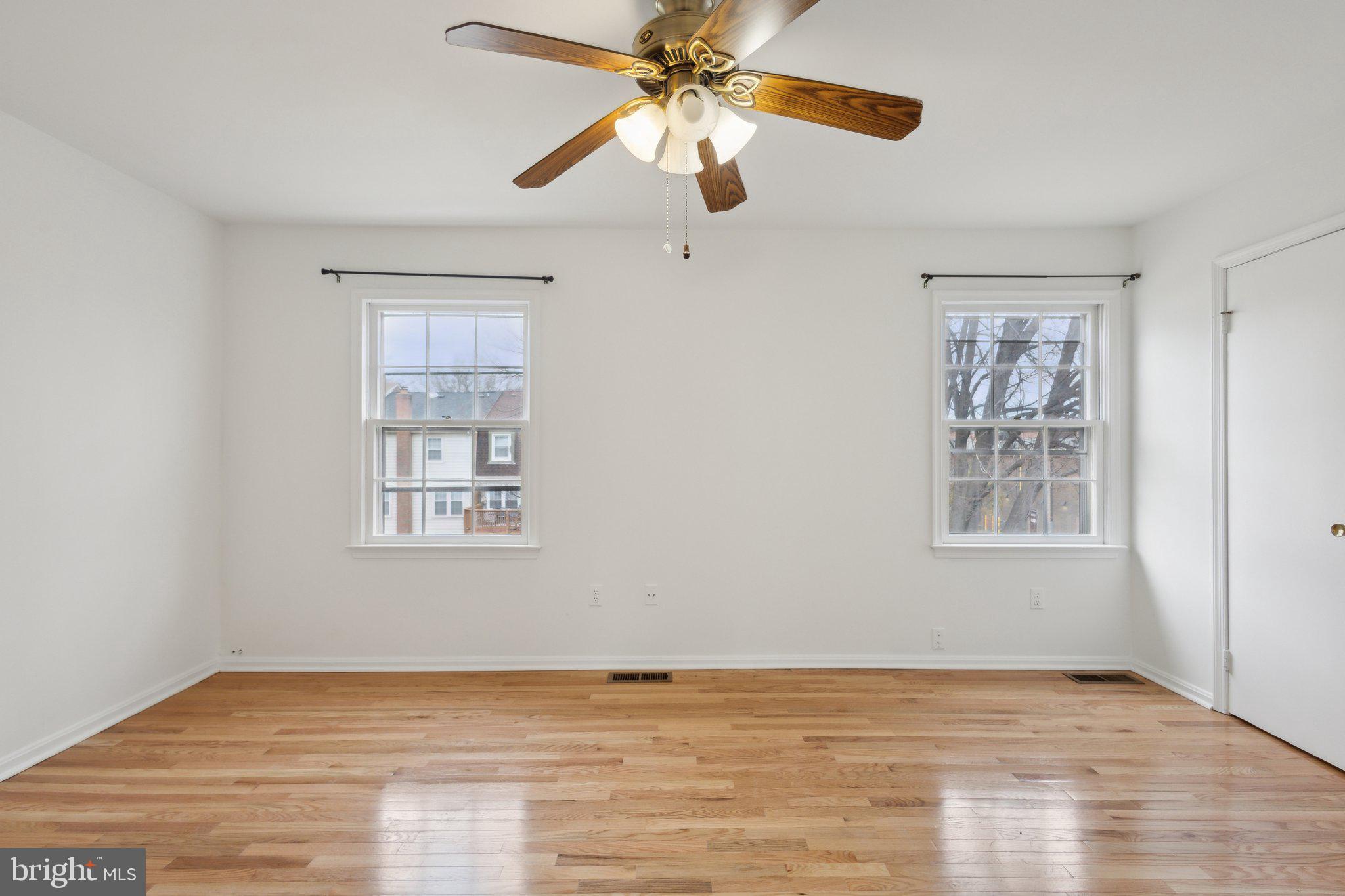 COMSTOCK - Residential Lease