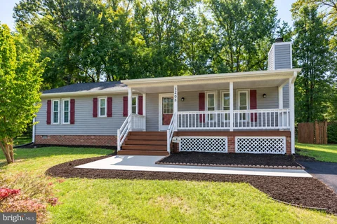 3208 Aquia Drive, Stafford, VA MLS: VAST2053762