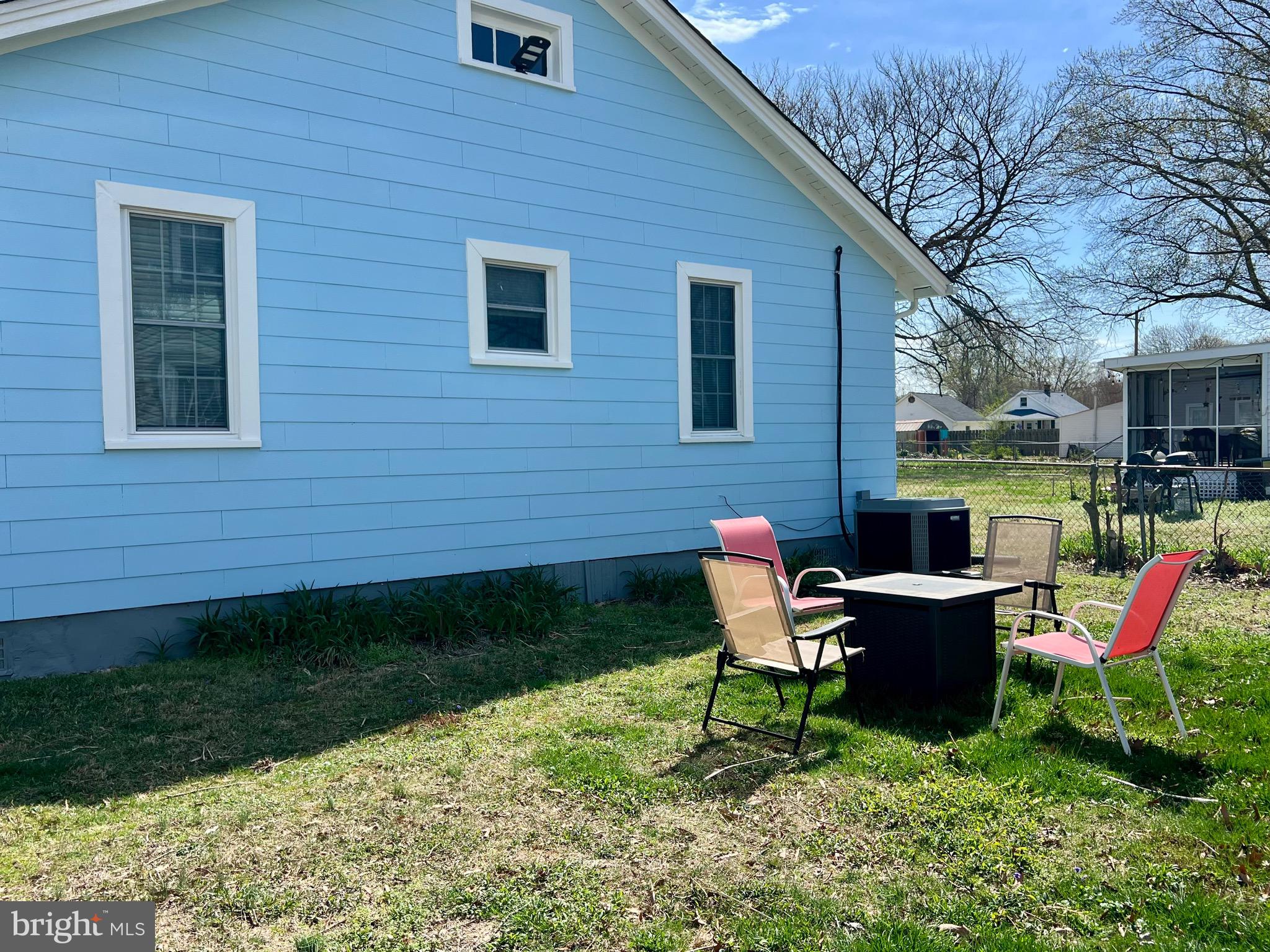 TOWN OF COLONIAL BEACH - Residential Lease