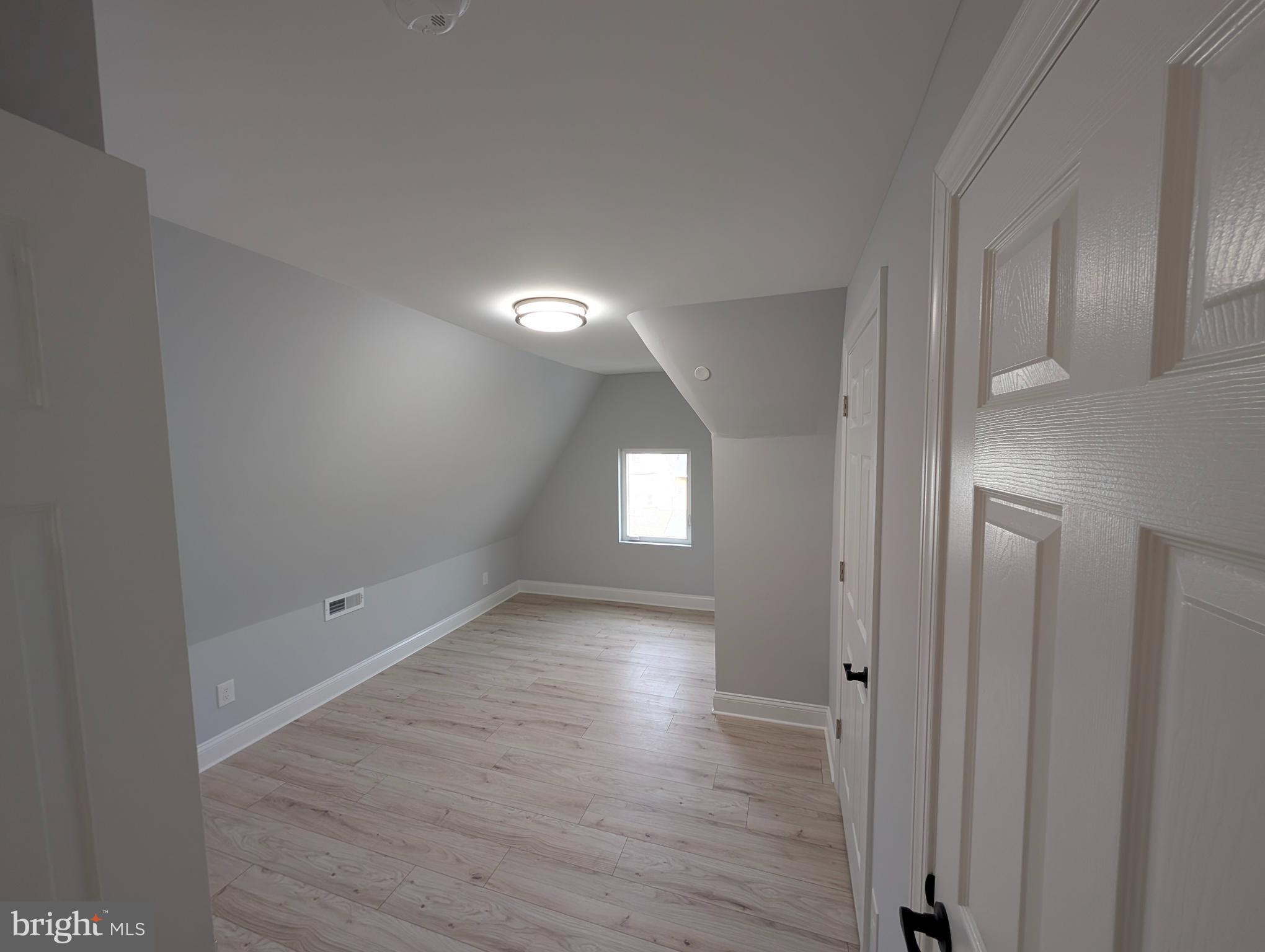 HUNTING PARK - Residential
