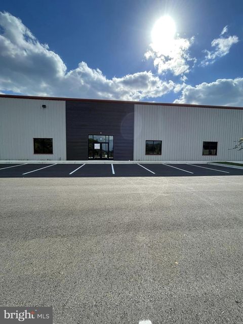 331 AVIATION WAY UNIT 3 FREDERICK MD 21701