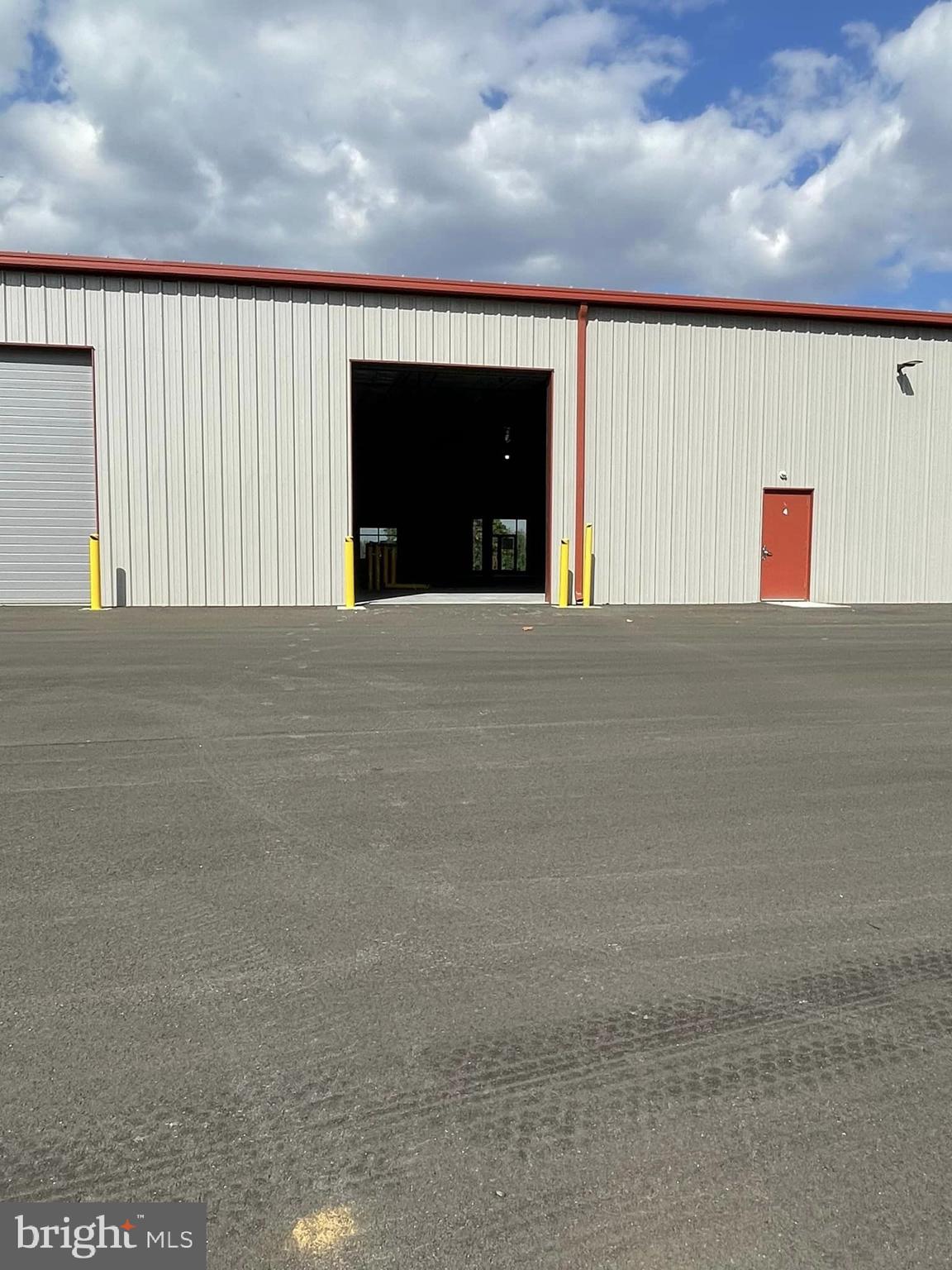 331 AVIATION WAY UNIT 3