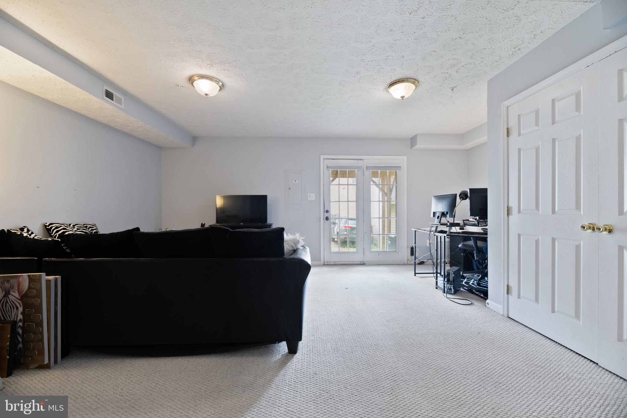 MARLTON TOWN CENTER - Residential