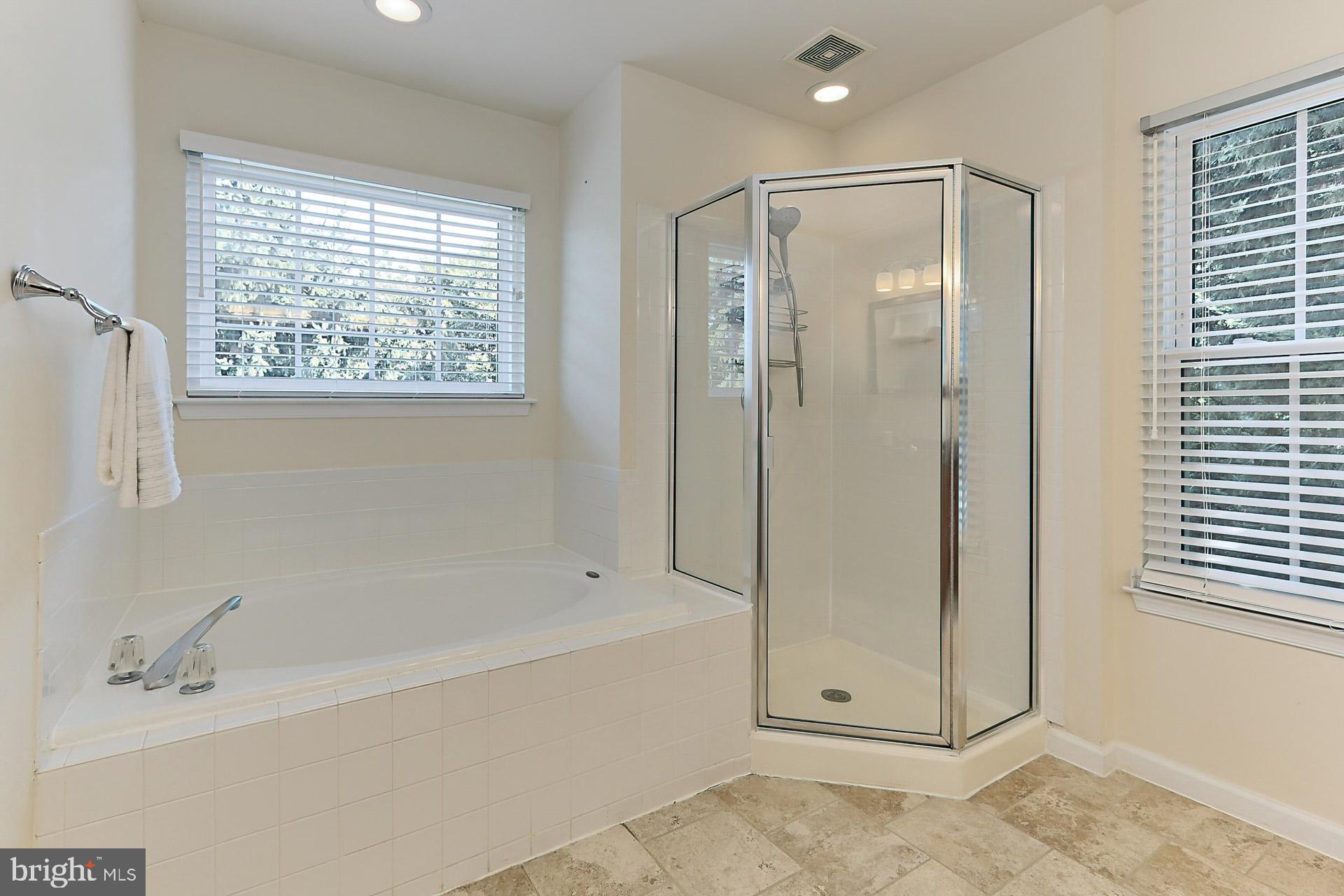 CENTRE RIDGE - Residential