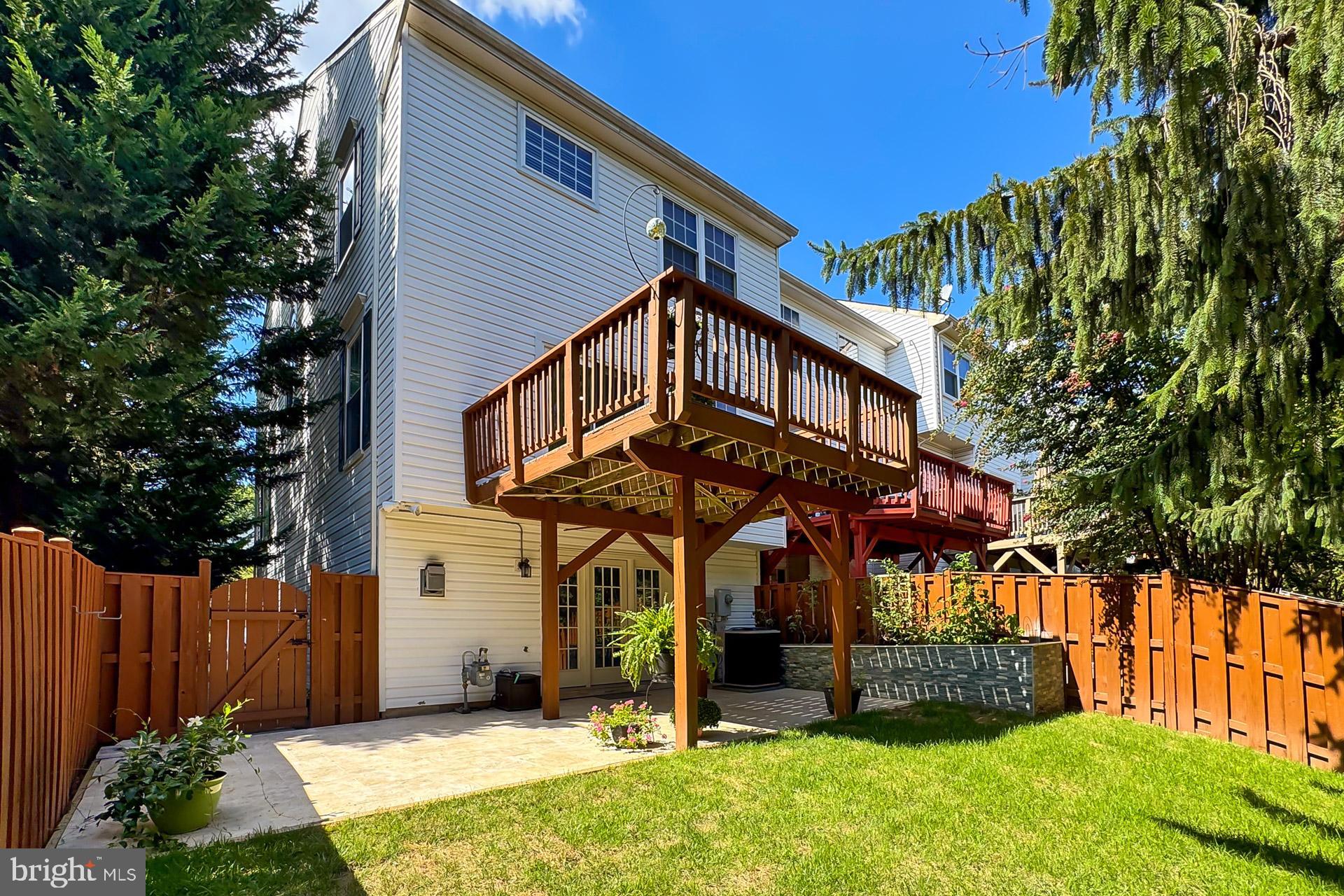 CENTRE RIDGE - Residential