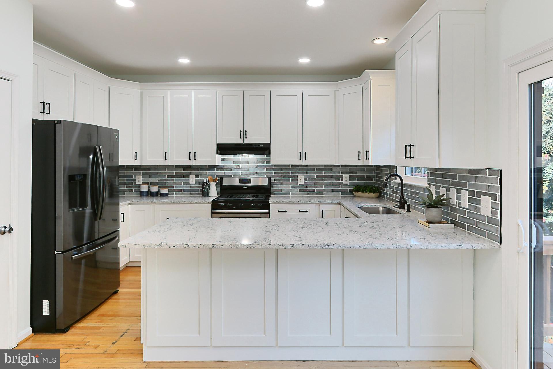 CENTRE RIDGE - Residential