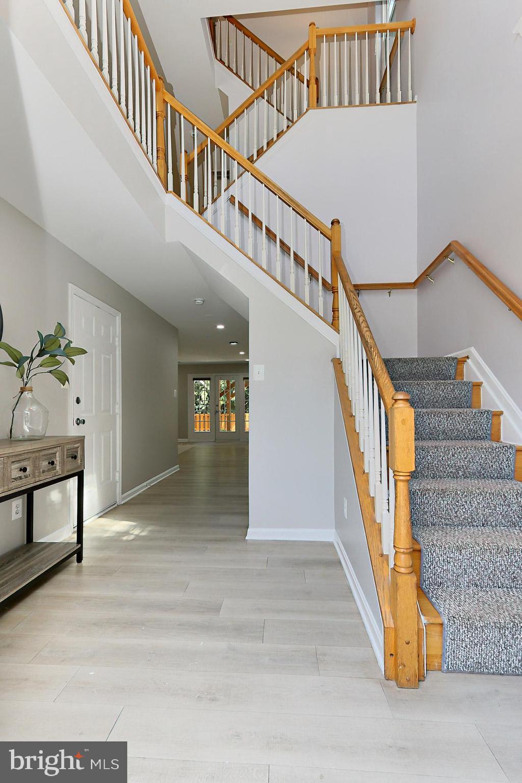 CENTRE RIDGE - Residential