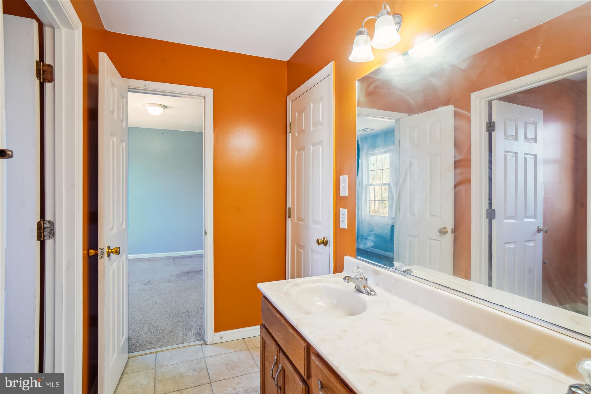 CARRIAGE HILL - Residential