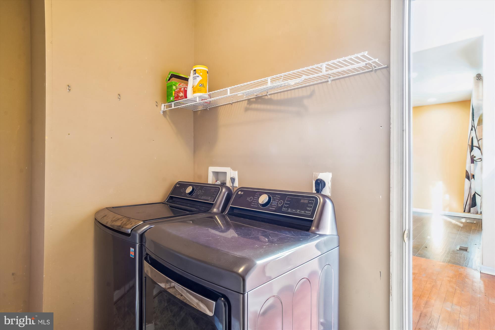 CARRIAGE HILL - Residential