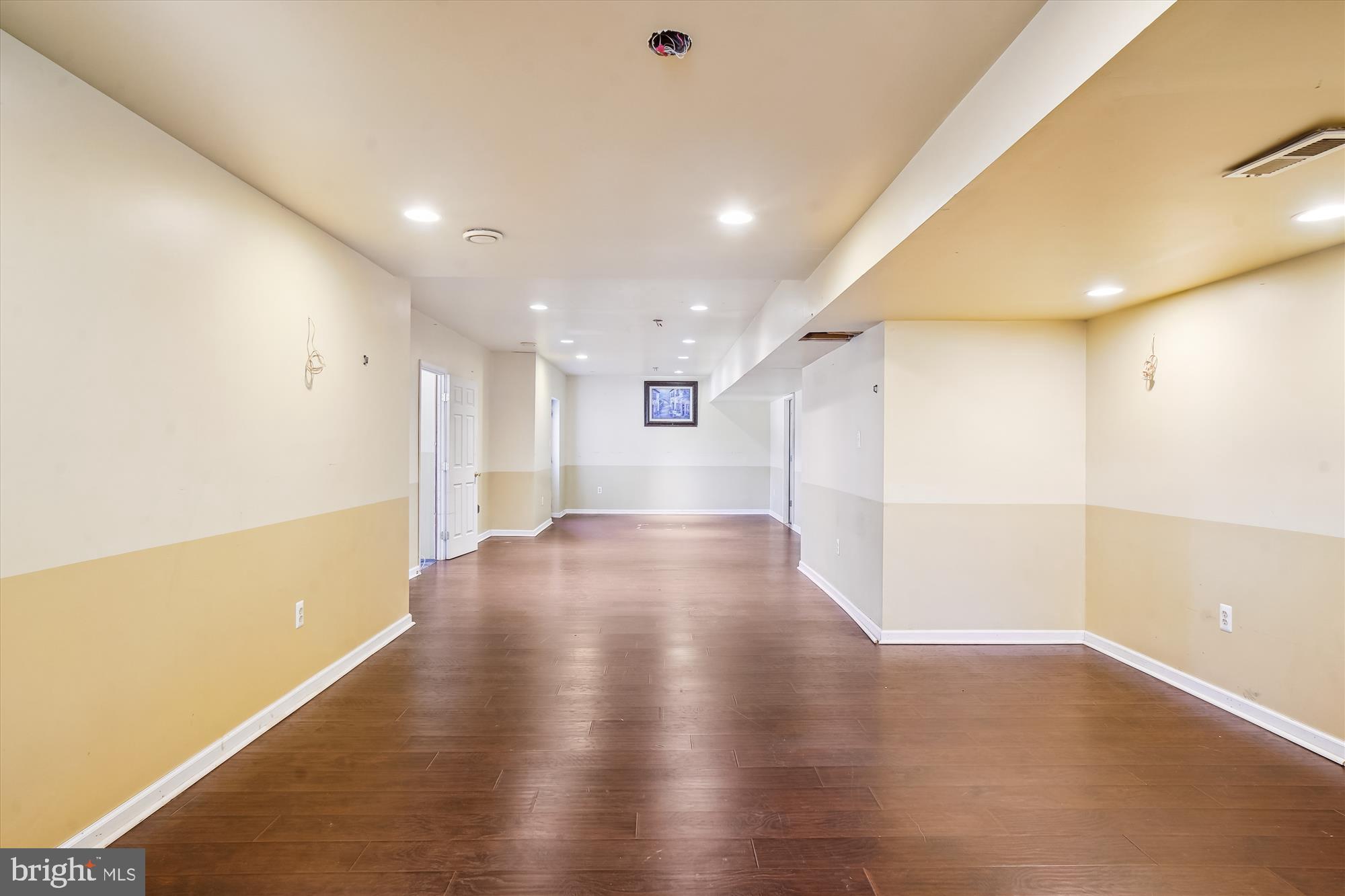 CARRIAGE HILL - Residential