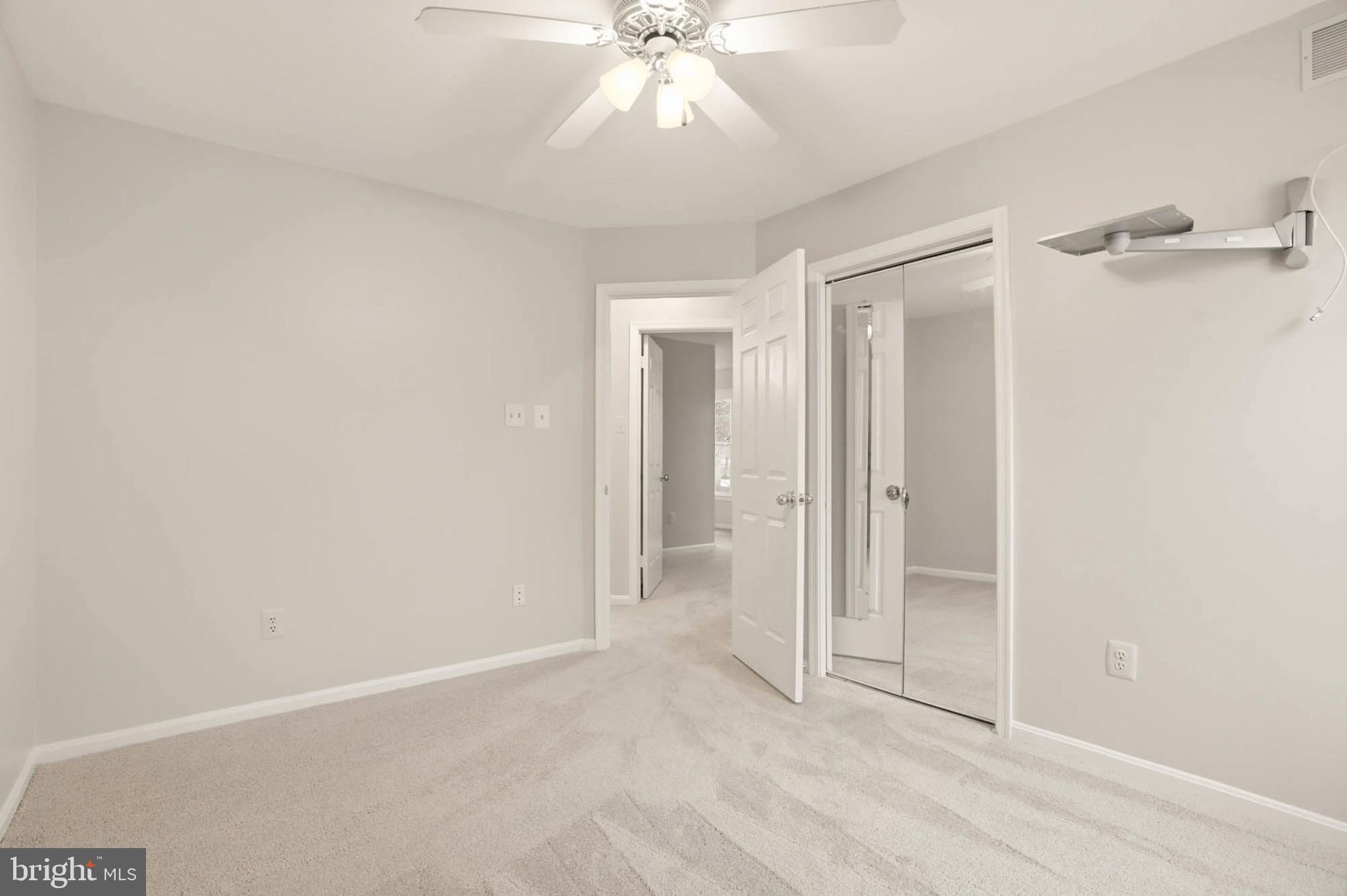 MARKET SQUARE SOUTH - Residential