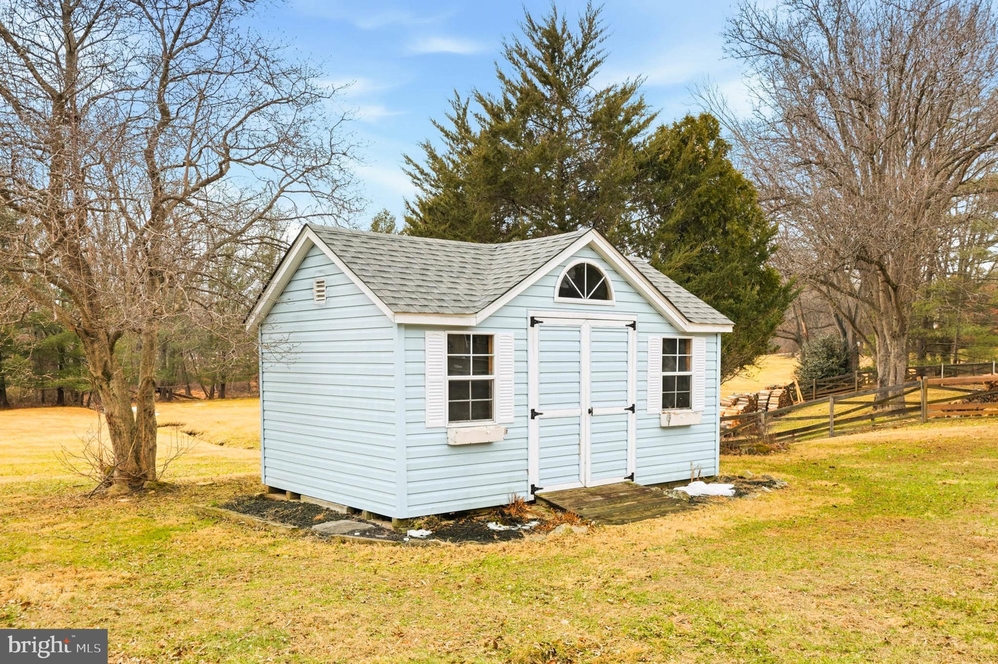 MARKET SQUARE SOUTH - Residential