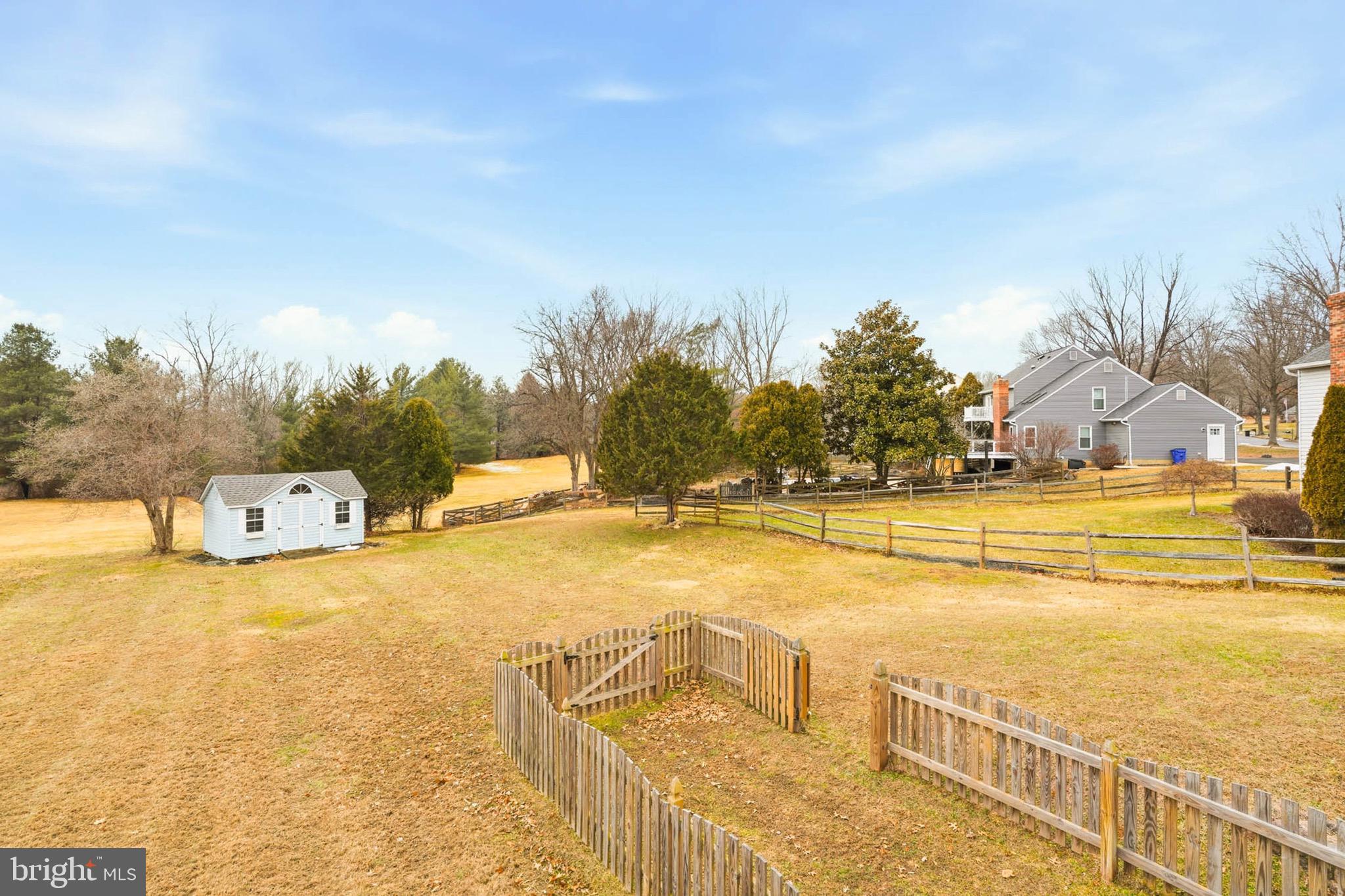MARKET SQUARE SOUTH - Residential