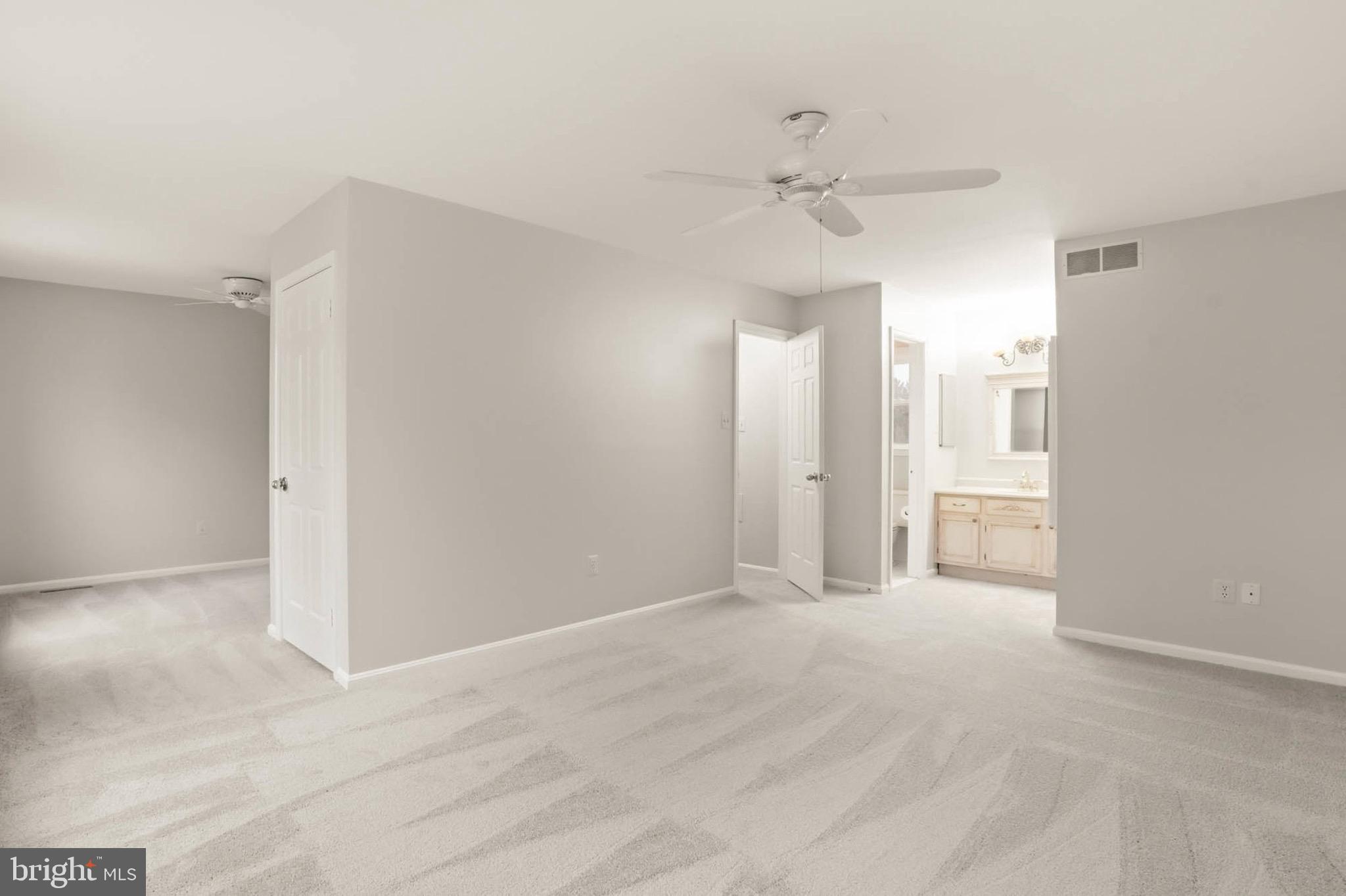 MARKET SQUARE SOUTH - Residential