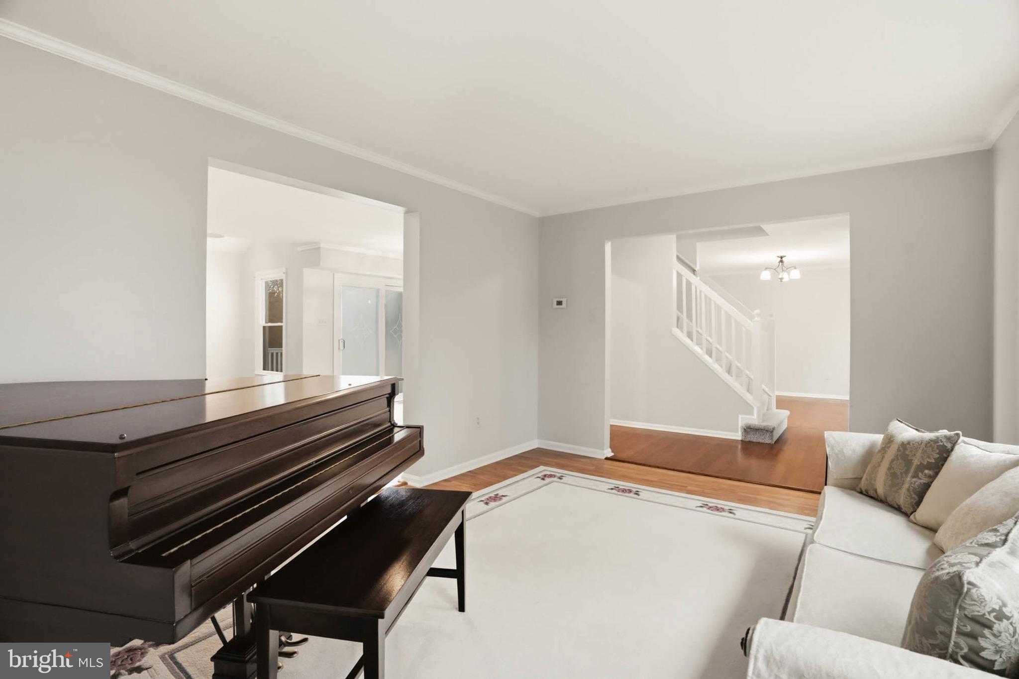 MARKET SQUARE SOUTH - Residential